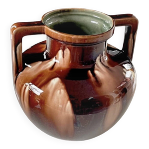 Vase boule Vers 1900.