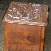 Rare chevêt a.arbey (from the old walnut) from the beginning of the century in walnut.