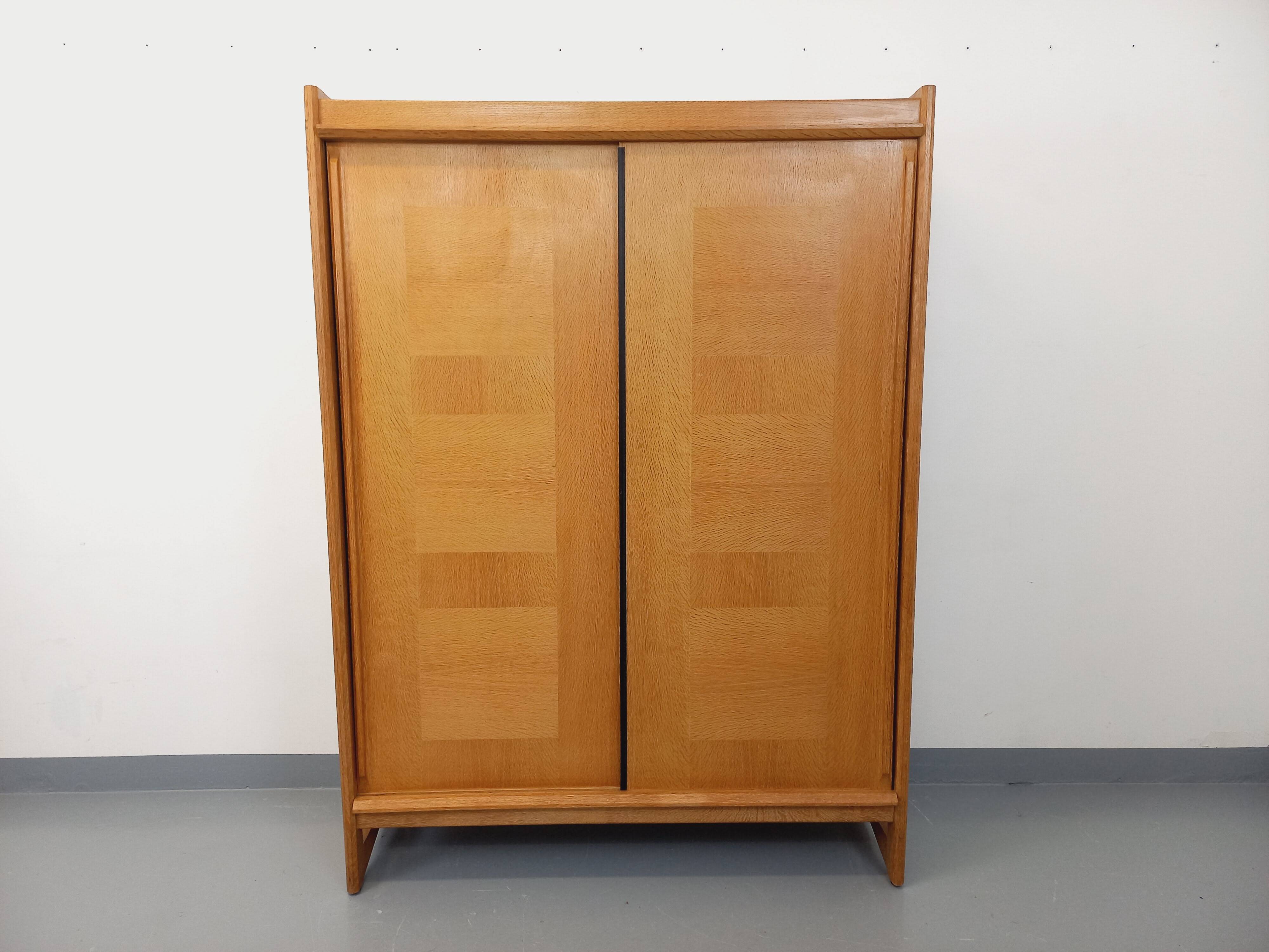 Vintage Guillerme et Chambron wardrobe in solid oak from the 60s