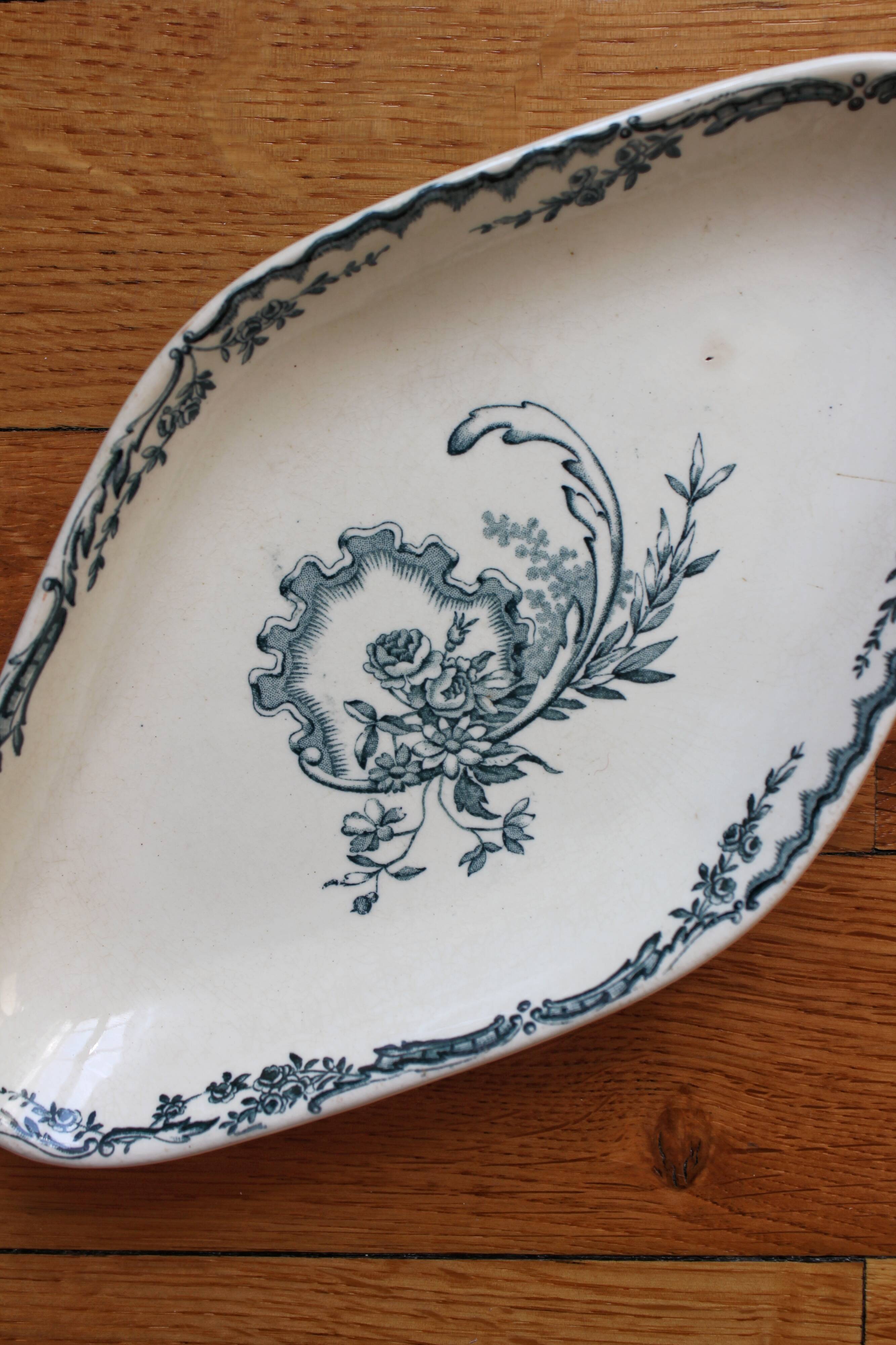 Small ramekin in iron earthenware "Trianon" model from Salins