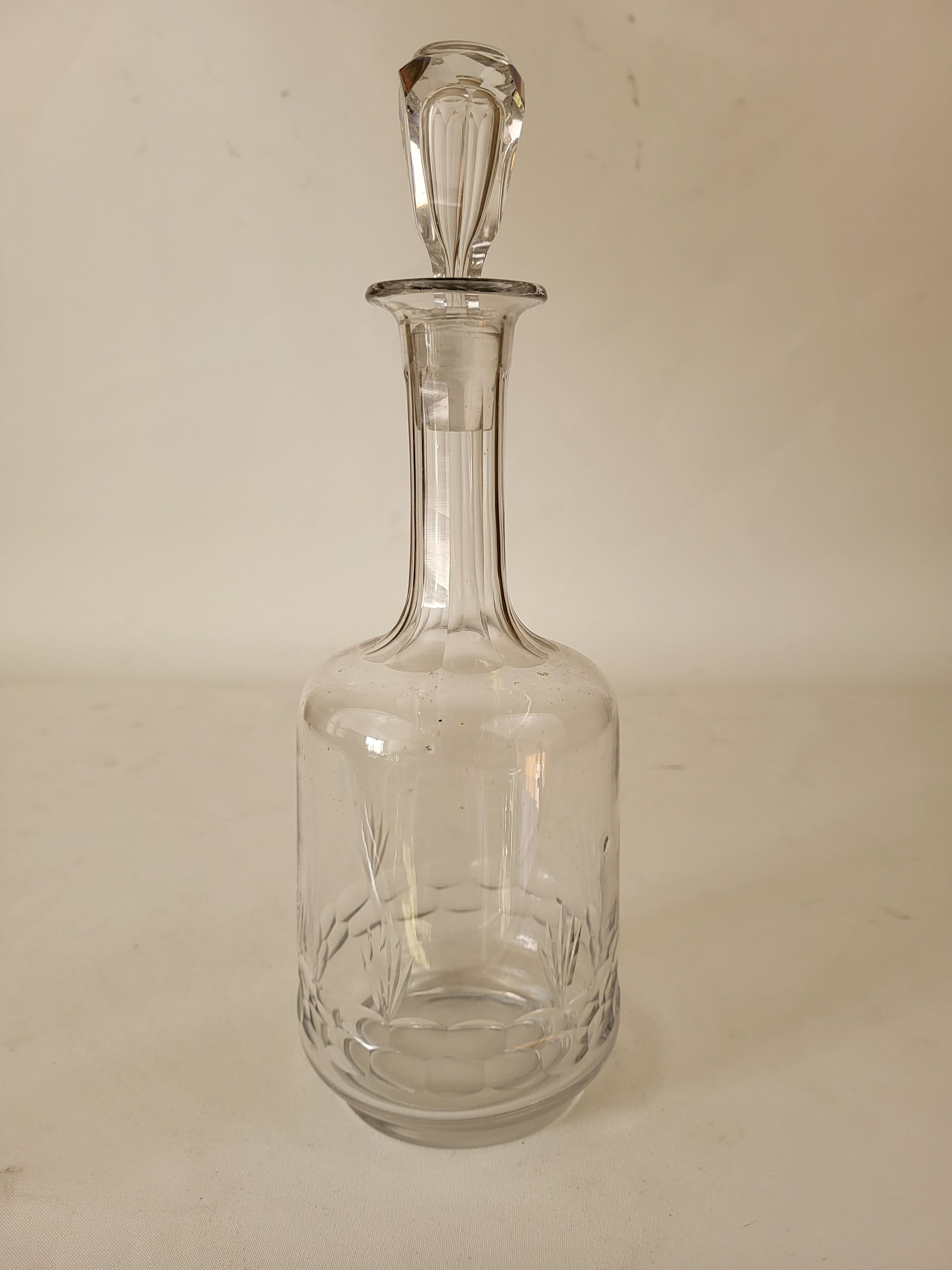 Glass wine decanter
