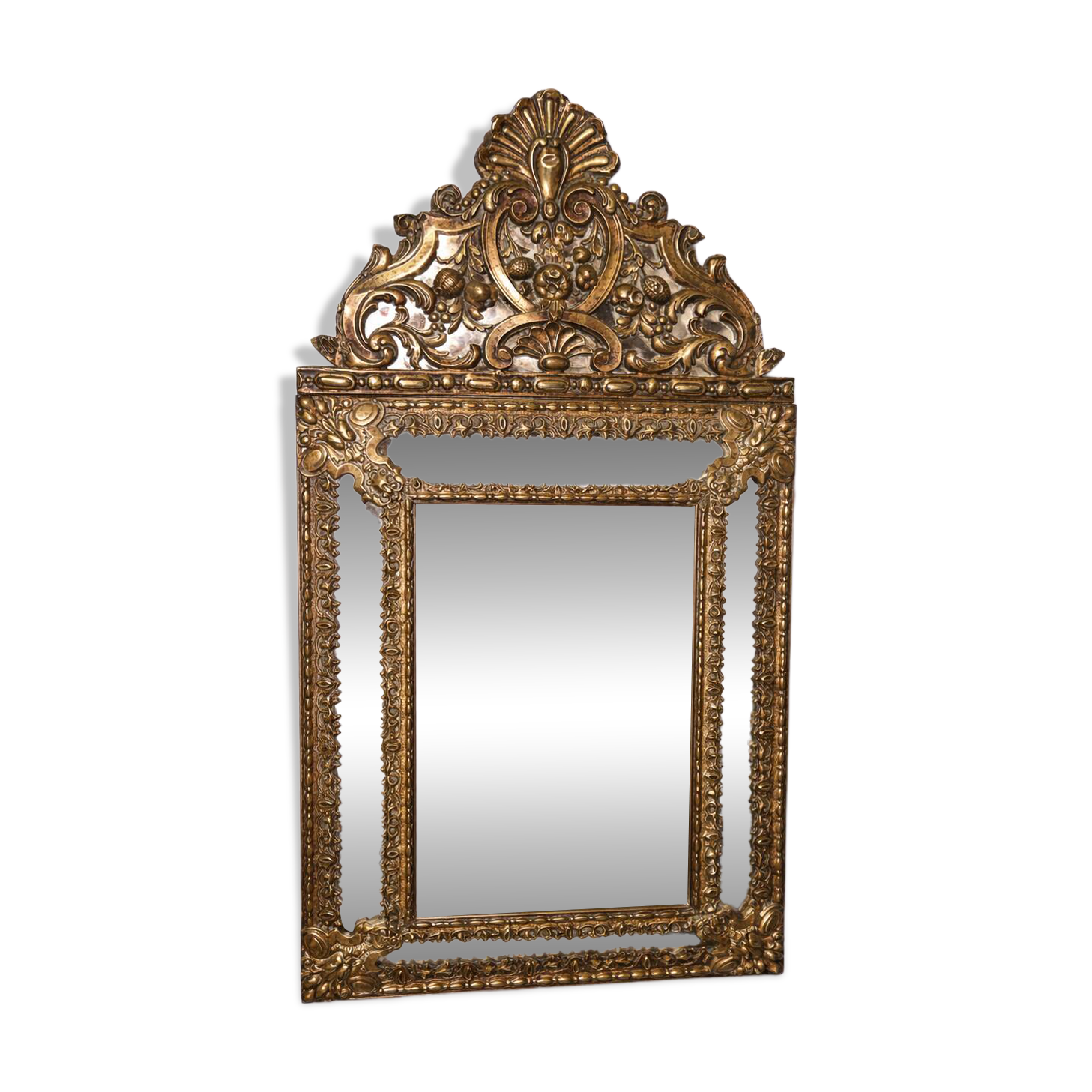 Miroir ancien en cuivre repoussé doré – époque Napoléon III