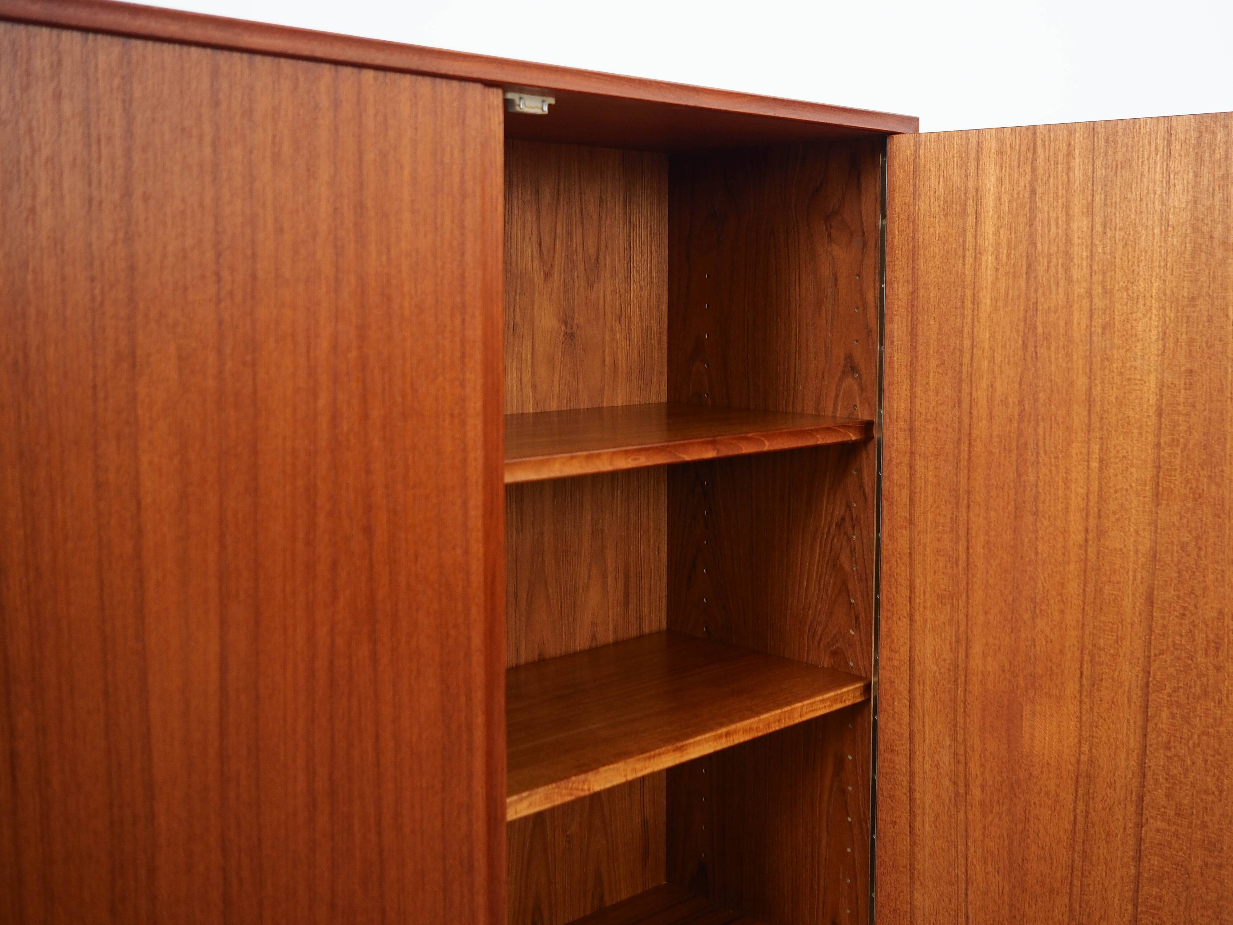 Teak cabinet, German design, 1970s, manufactured by RT Möbel