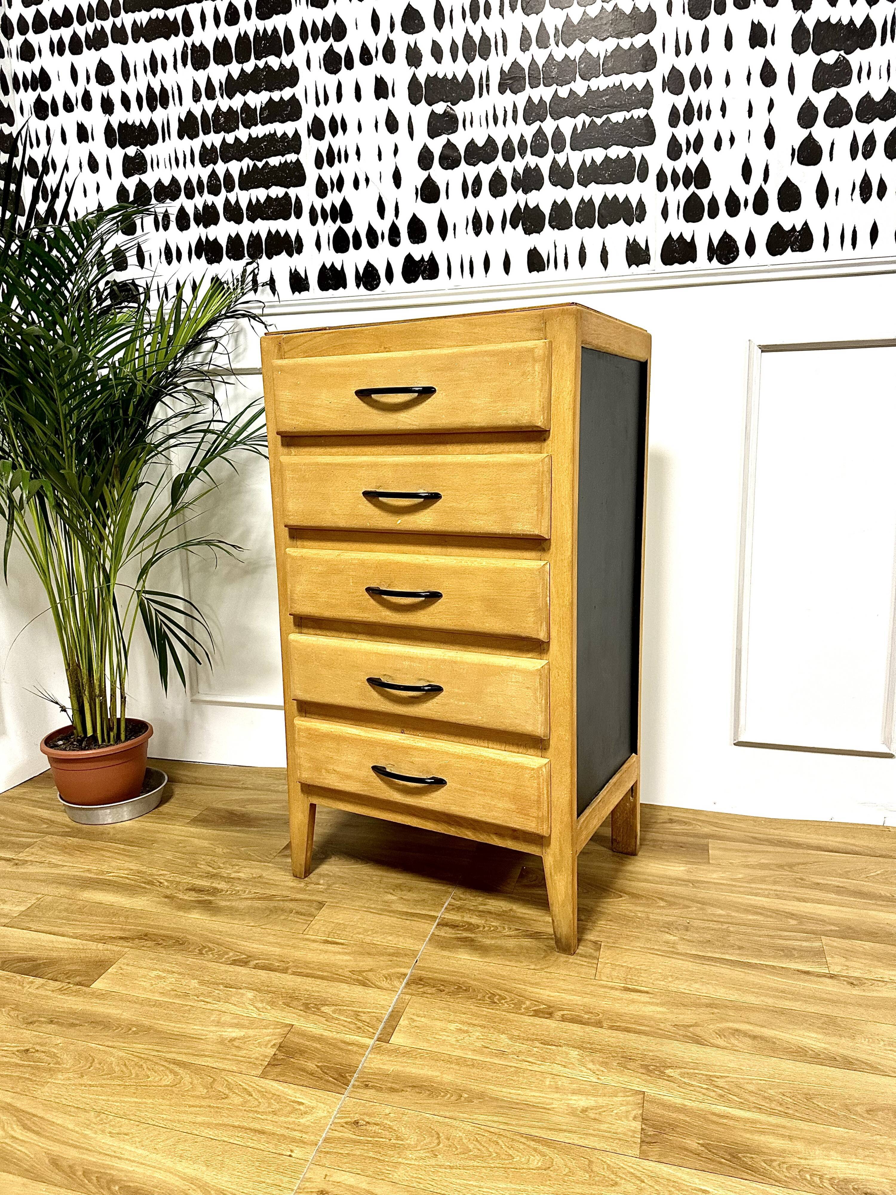 Vintage 50s ragpicker