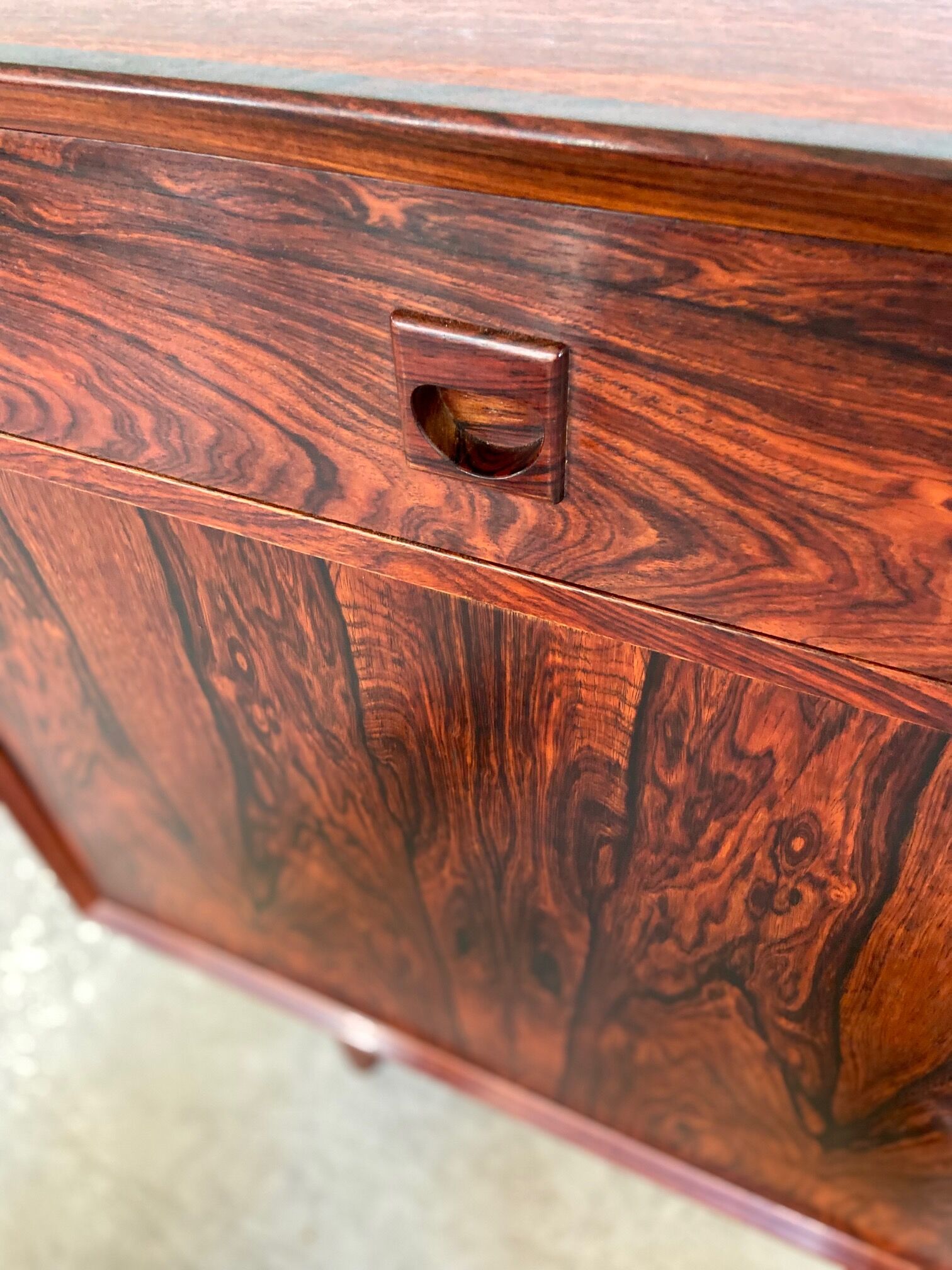 Buffet en palissandre danois vintage rétro des années 1960 par Brouers.