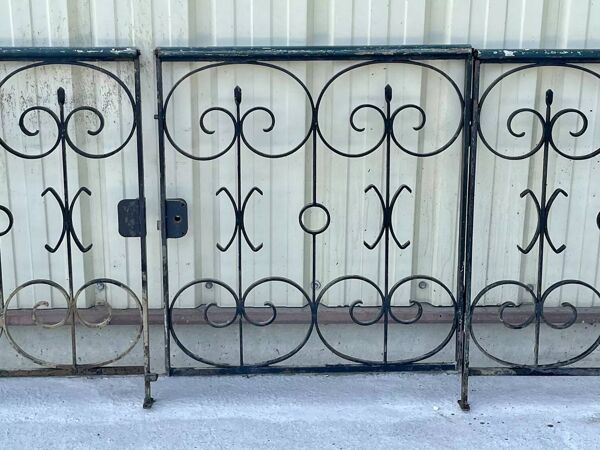 Grille de jardin et portillon en fer forgé des années 1950 - 5m20