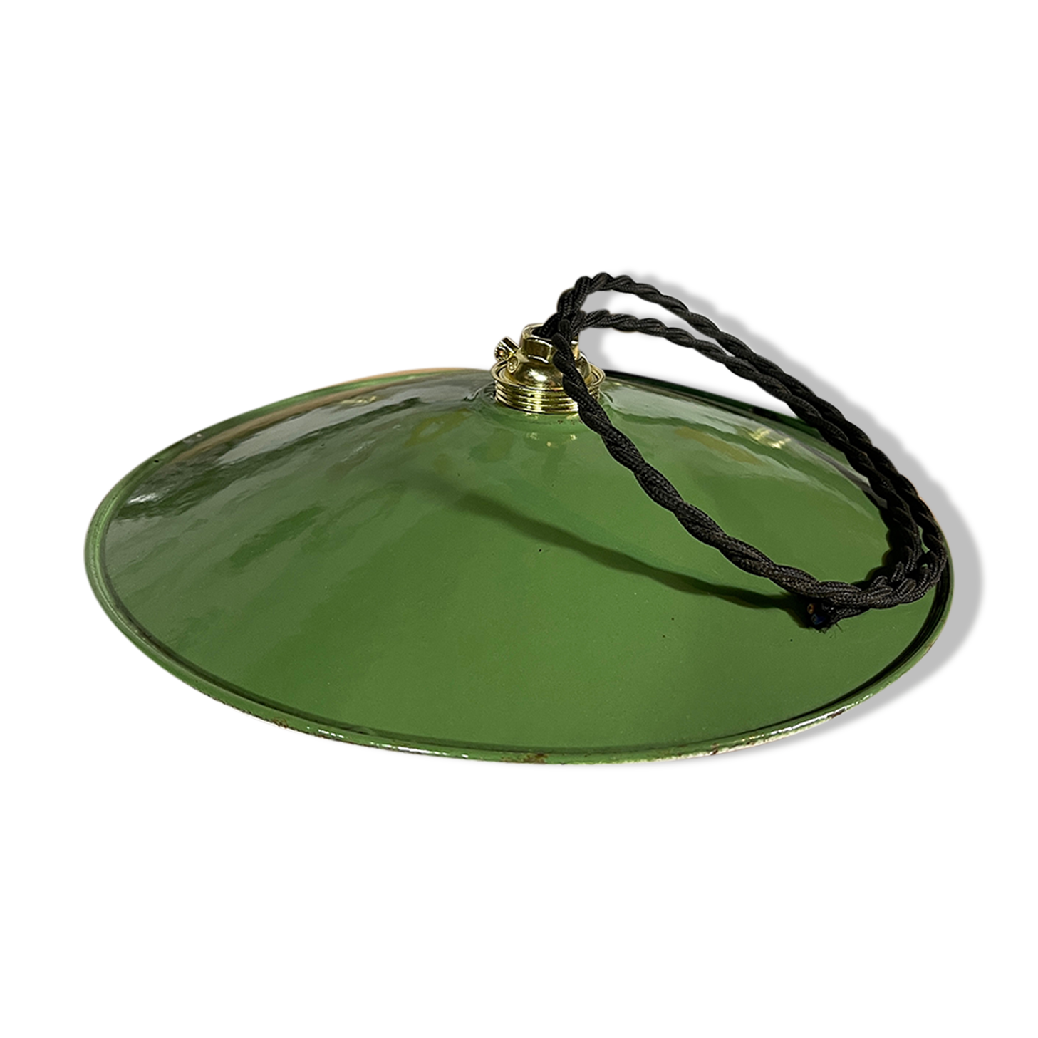 Enamelled sheet metal hanging lamp