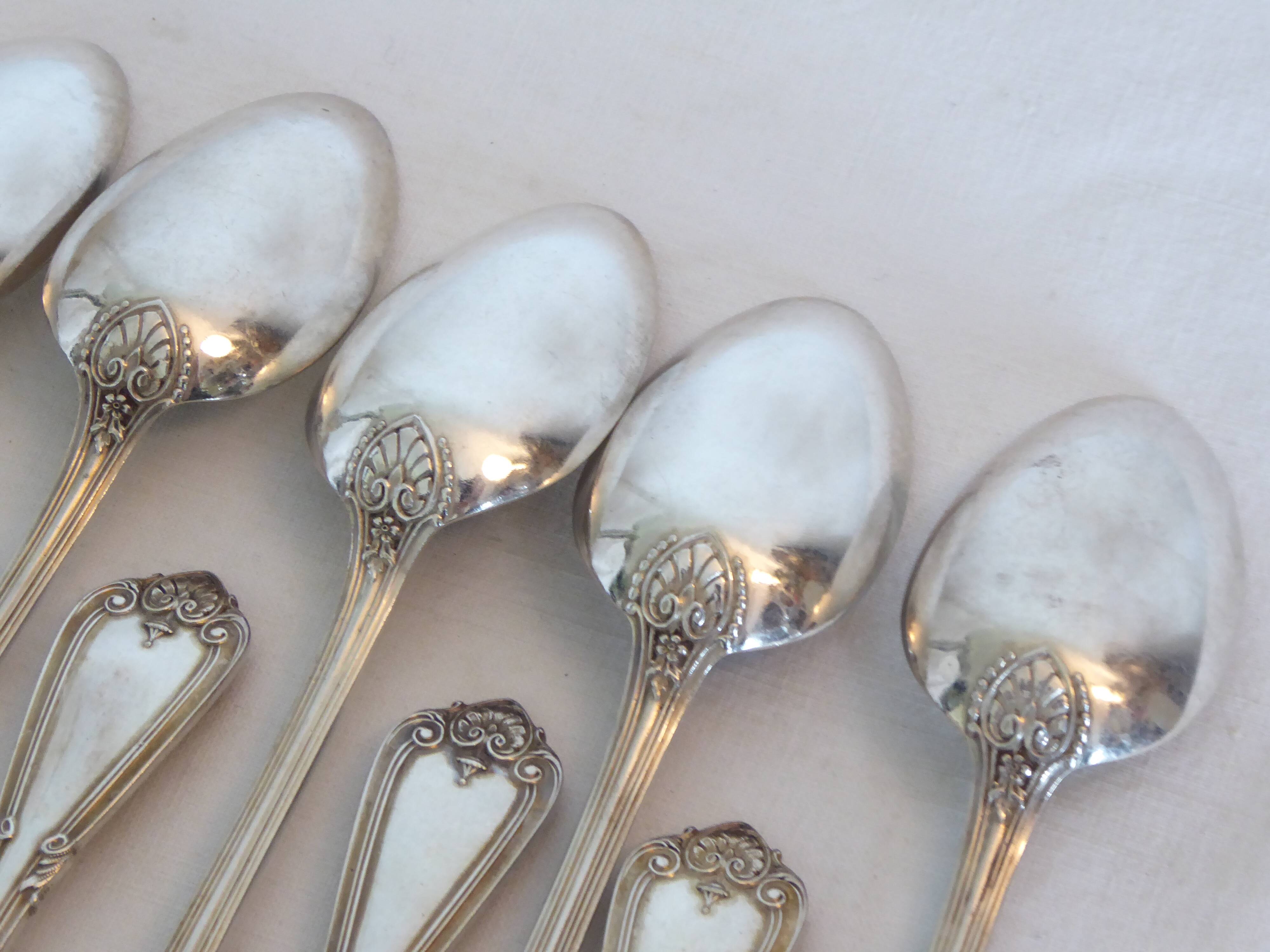 12 spoons in silver metal Alfénide