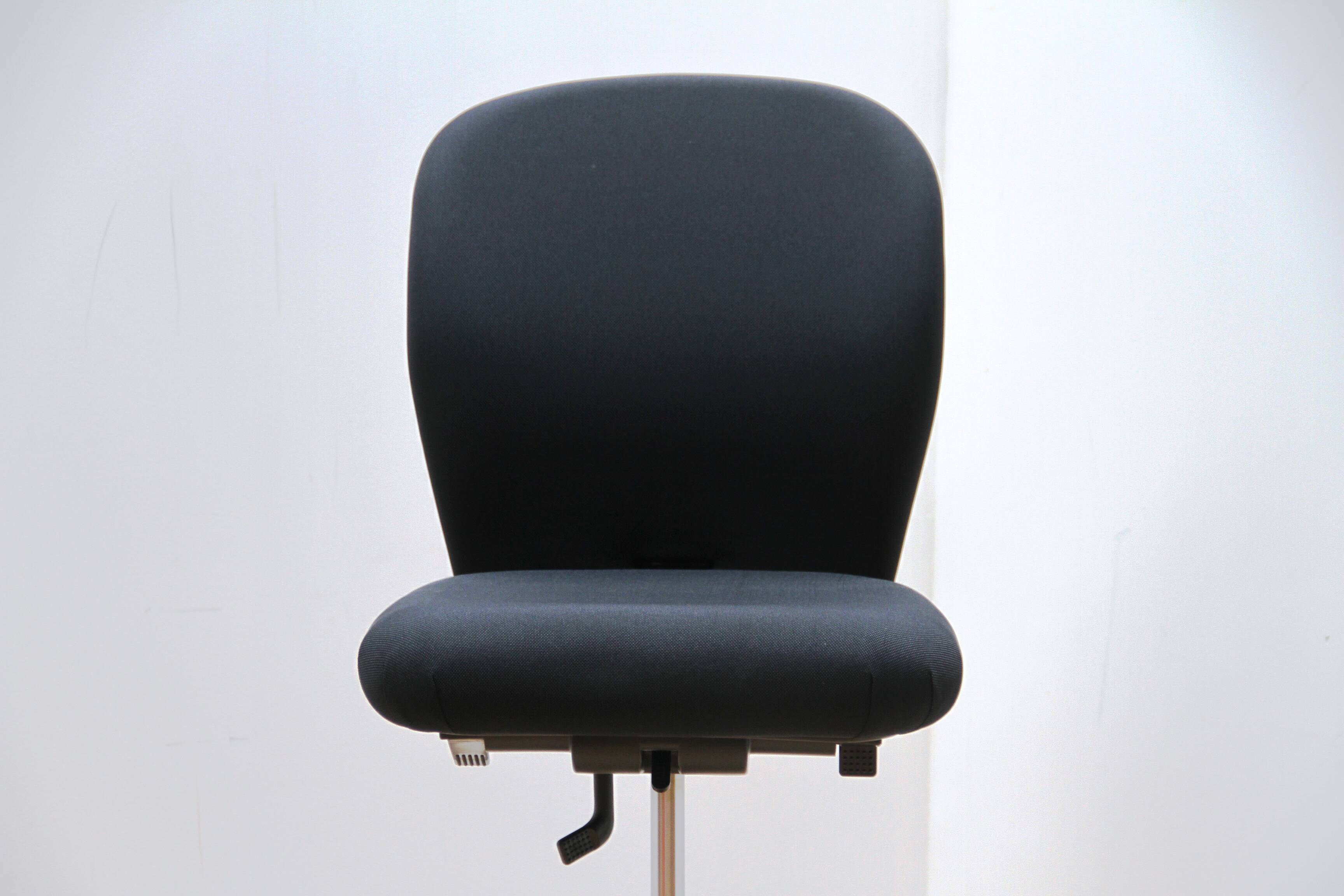Axion designer office chair, Vitra