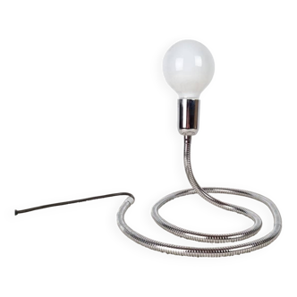 Articulated snake lamp
