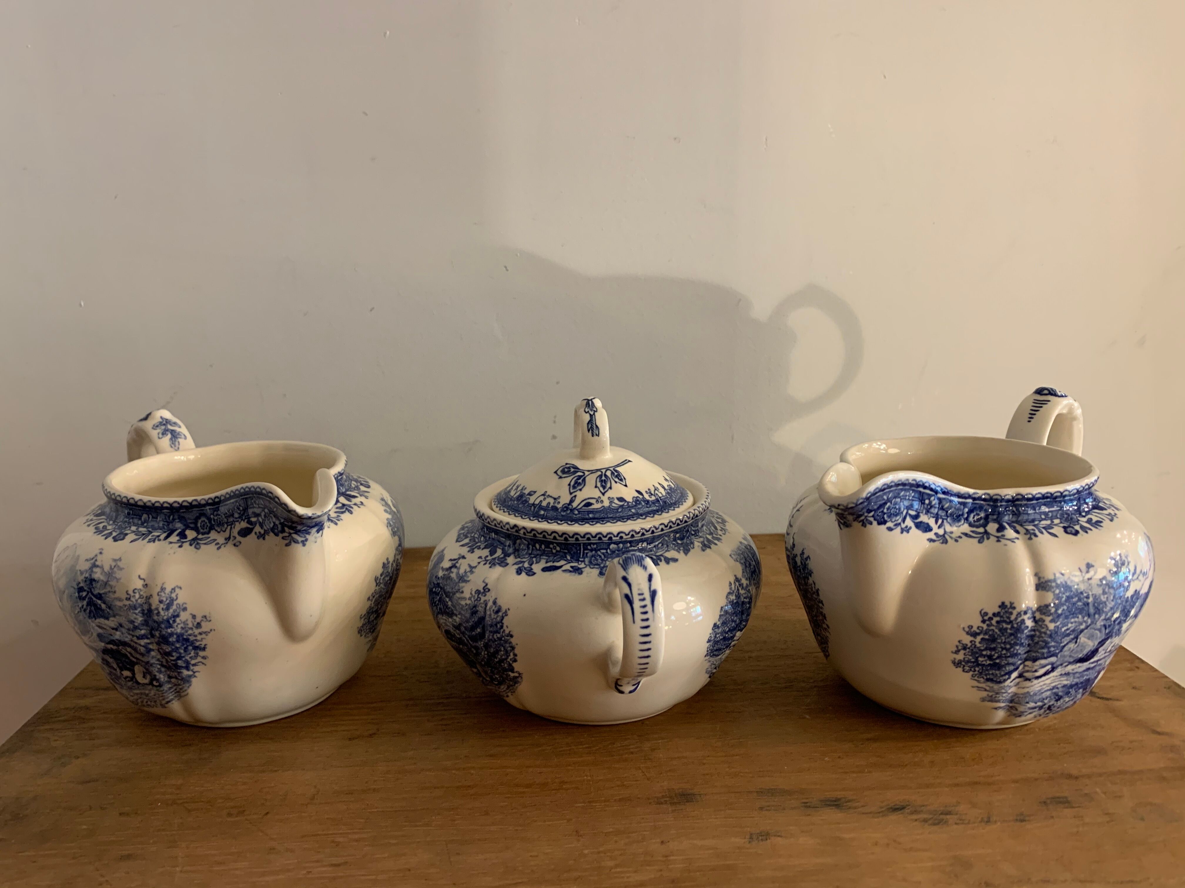 Villeroy and Boch Burgenland blue and white sugar and milk pots