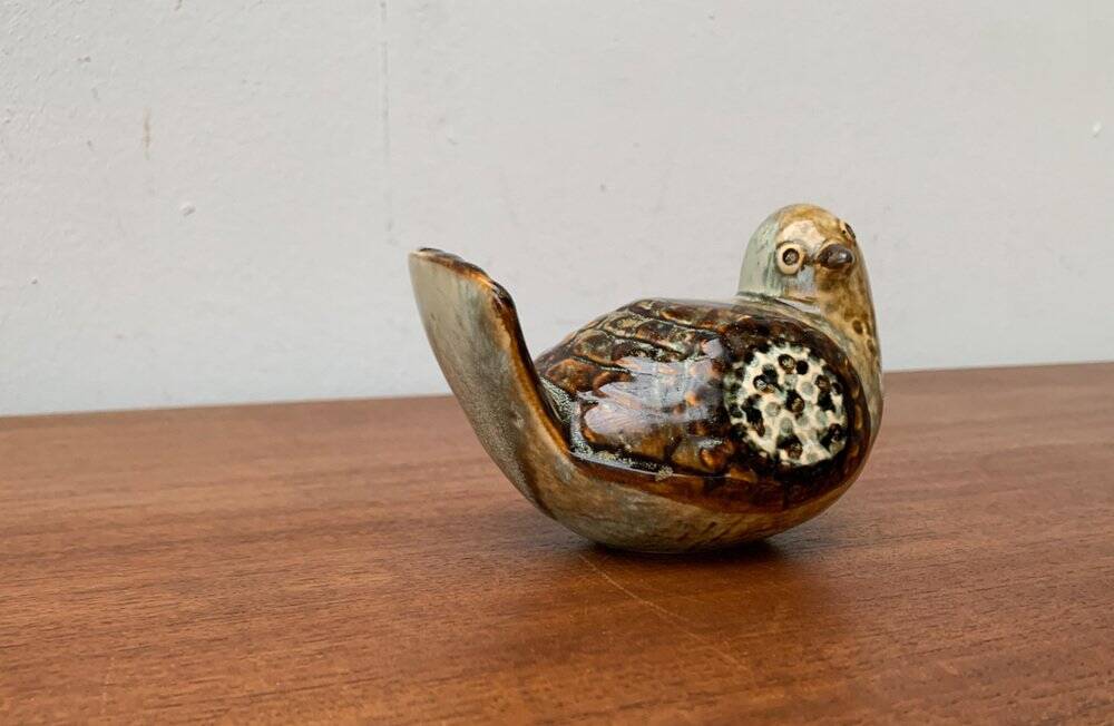 Bird sculpture in Danish studio pottery from the mid-century by Søholm, 1960s.