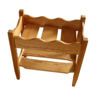 Wooden shelf for shoes or plants, stand alone
