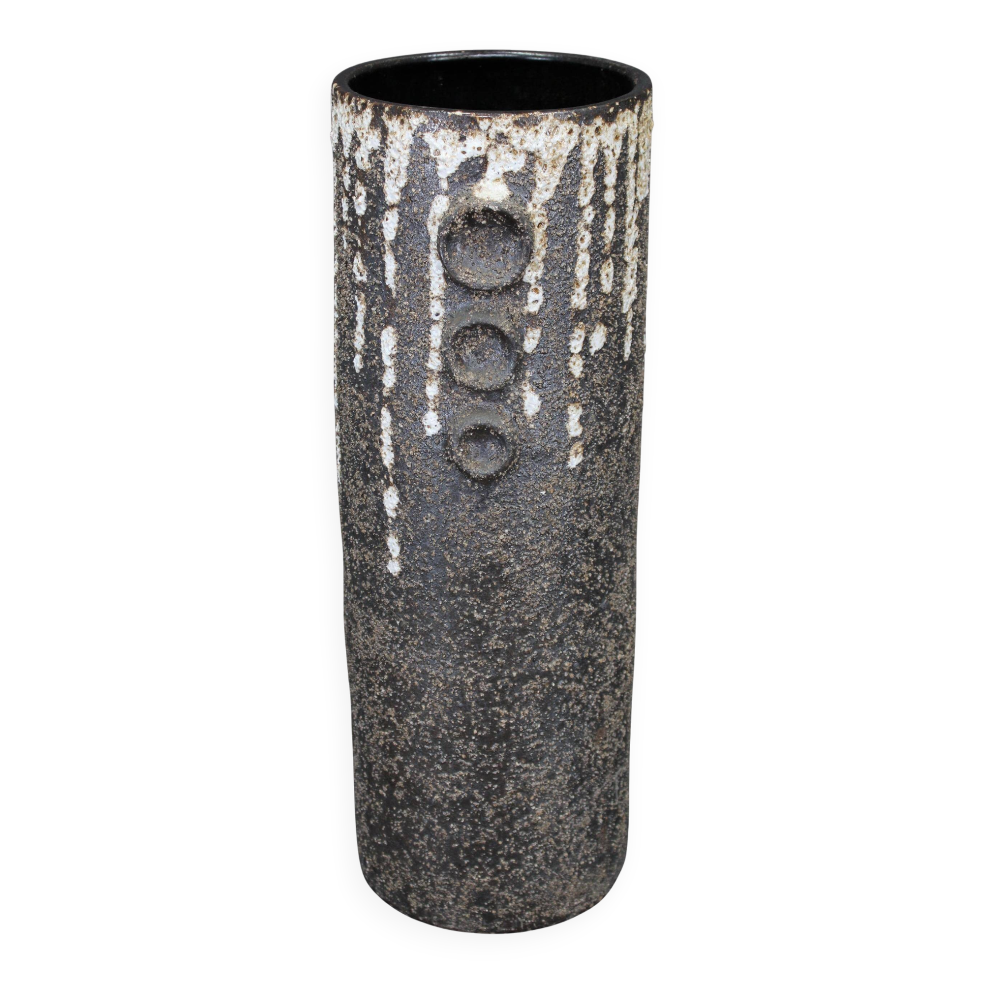 Vase brutaliste européen en céramique à surface texturée imitant la lave, années 1970