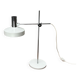 Lampe de table blanche et chrome minimaliste allemande moderne du milieu du siècle de Kaiser Leuchten, années 1960.