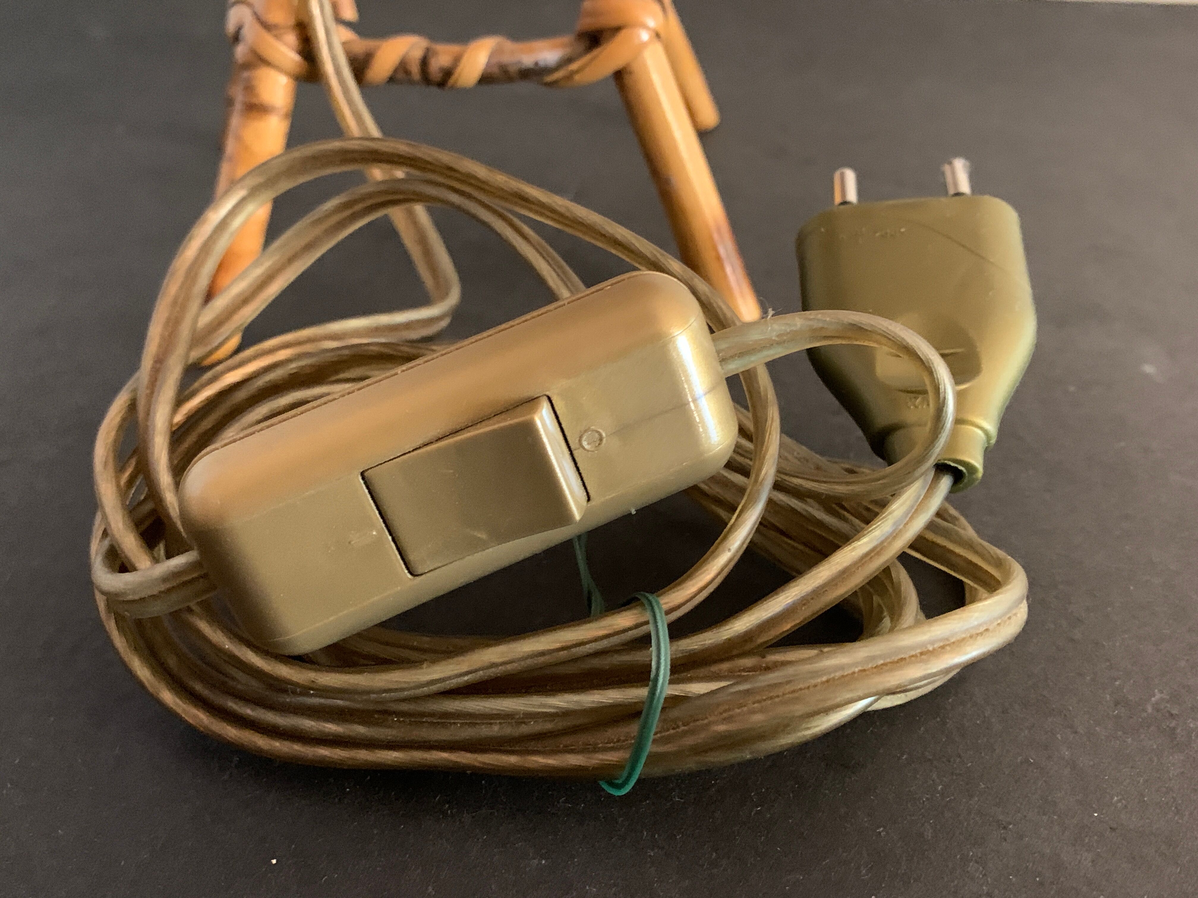 Rattan lamp in the shape of an ellipse Louis Sognot 1950