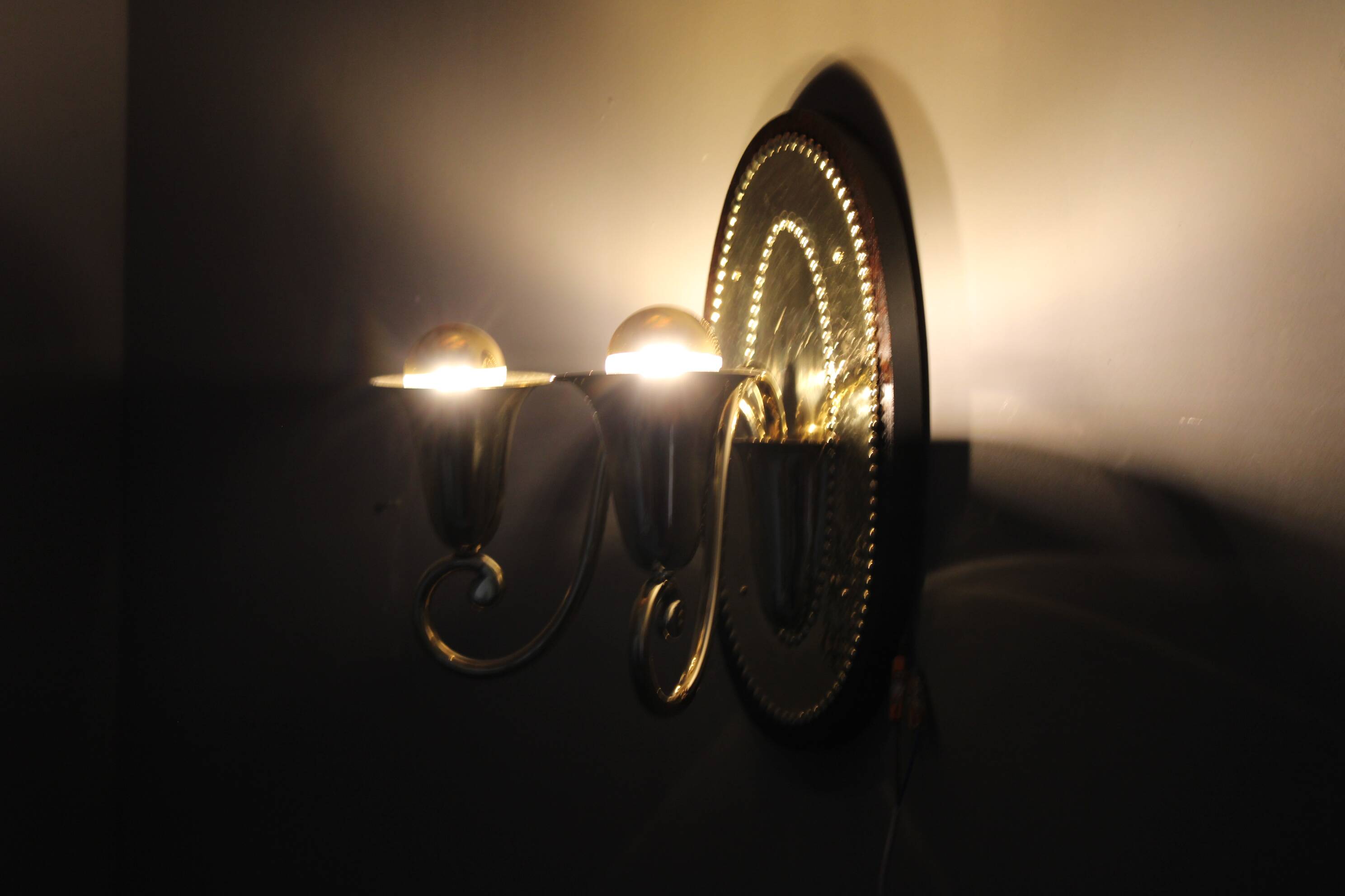 Art Nouveau brass wall sconces Hoffmann style, 1920s