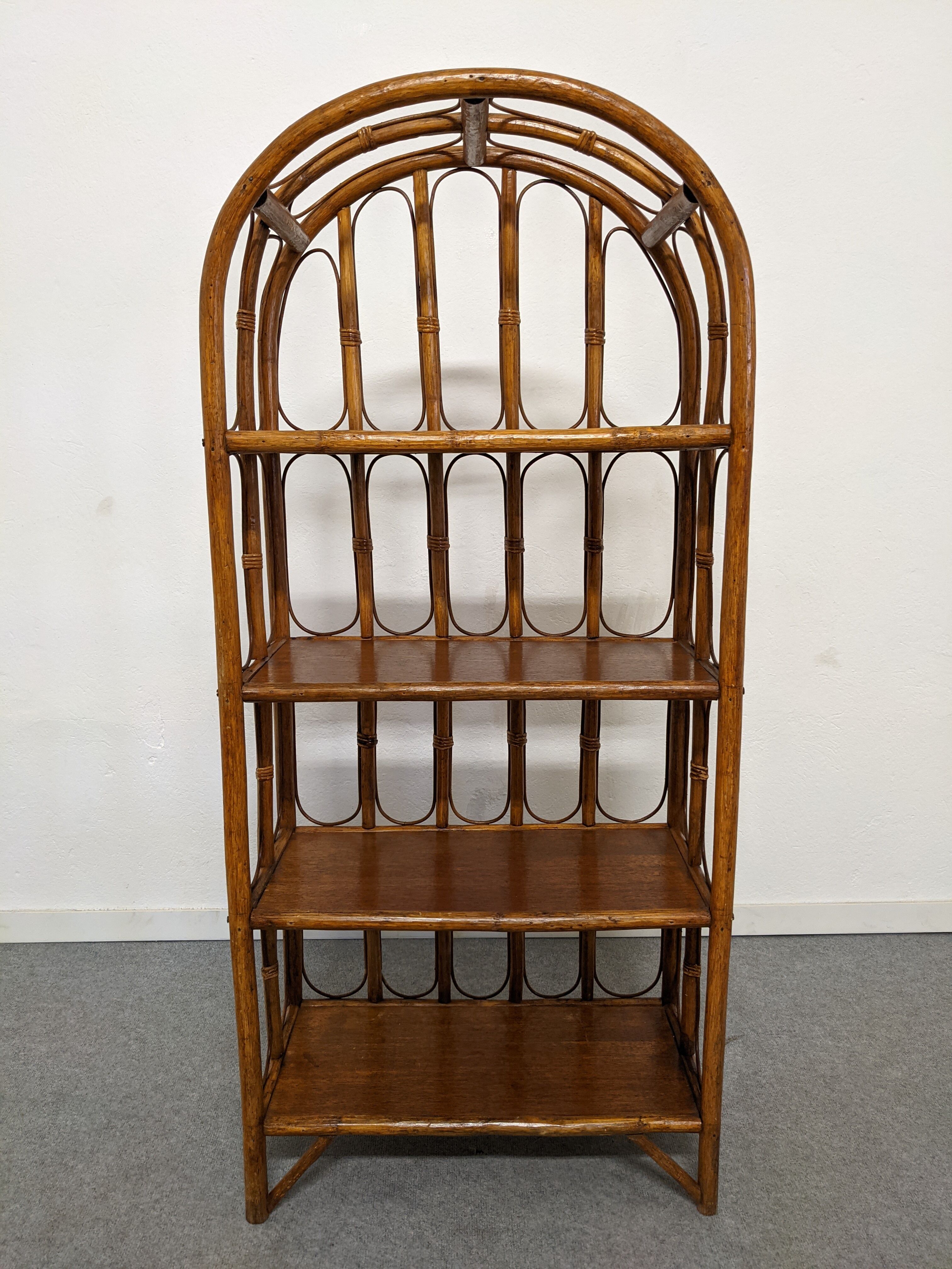 Bamboo and rattan shelves from the 60s/70s