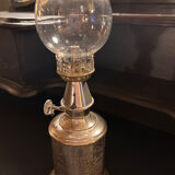 Pigeon kerosene lamp