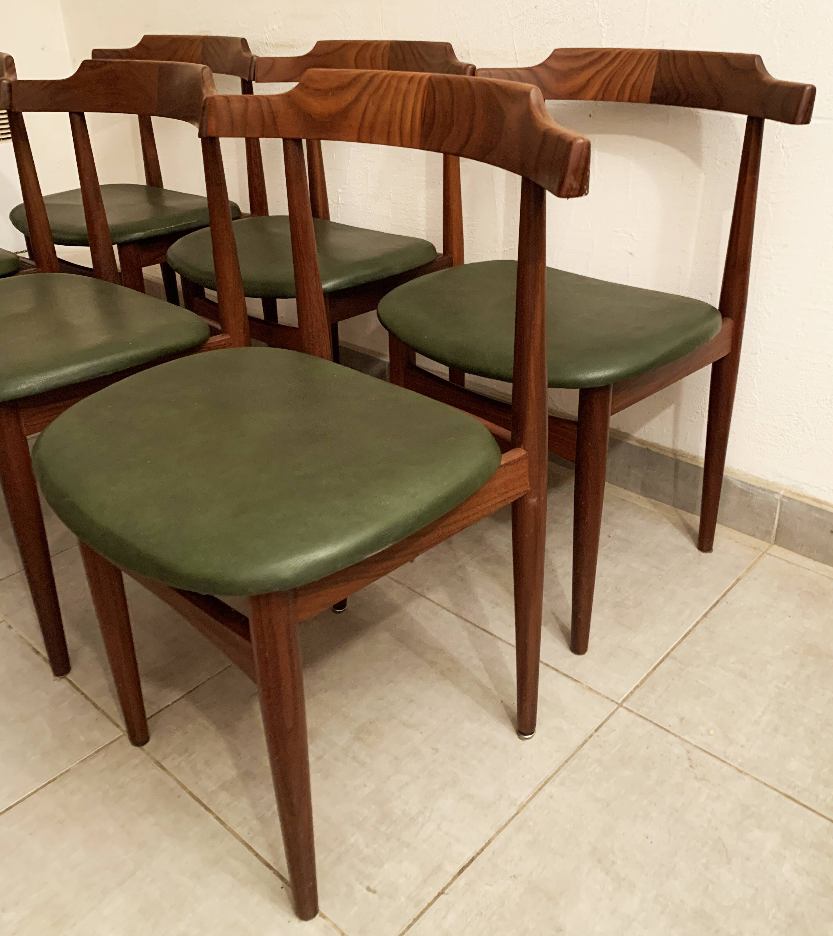 Ensemble de 6 chaises danoises de Hans Olsen pour le fabricant Frem Røjle