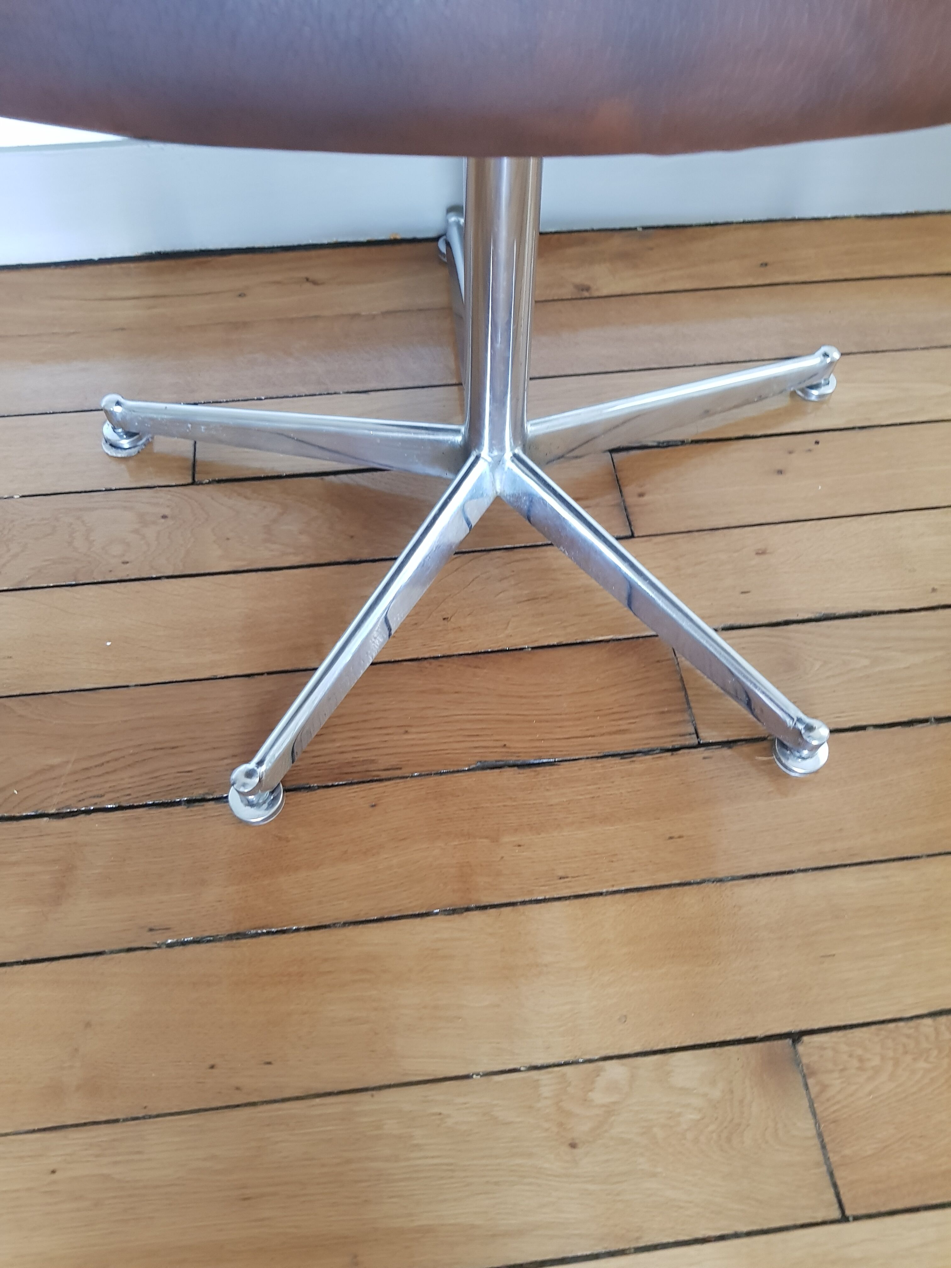 Leather barber chair