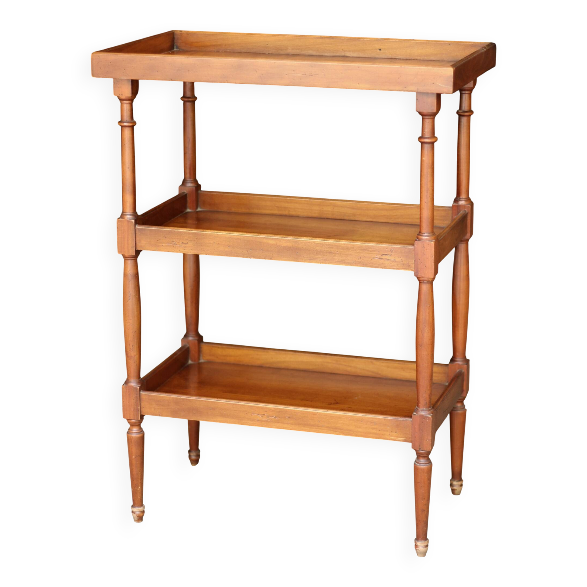 Dessert or side table in cherry wood. Excellent condition.