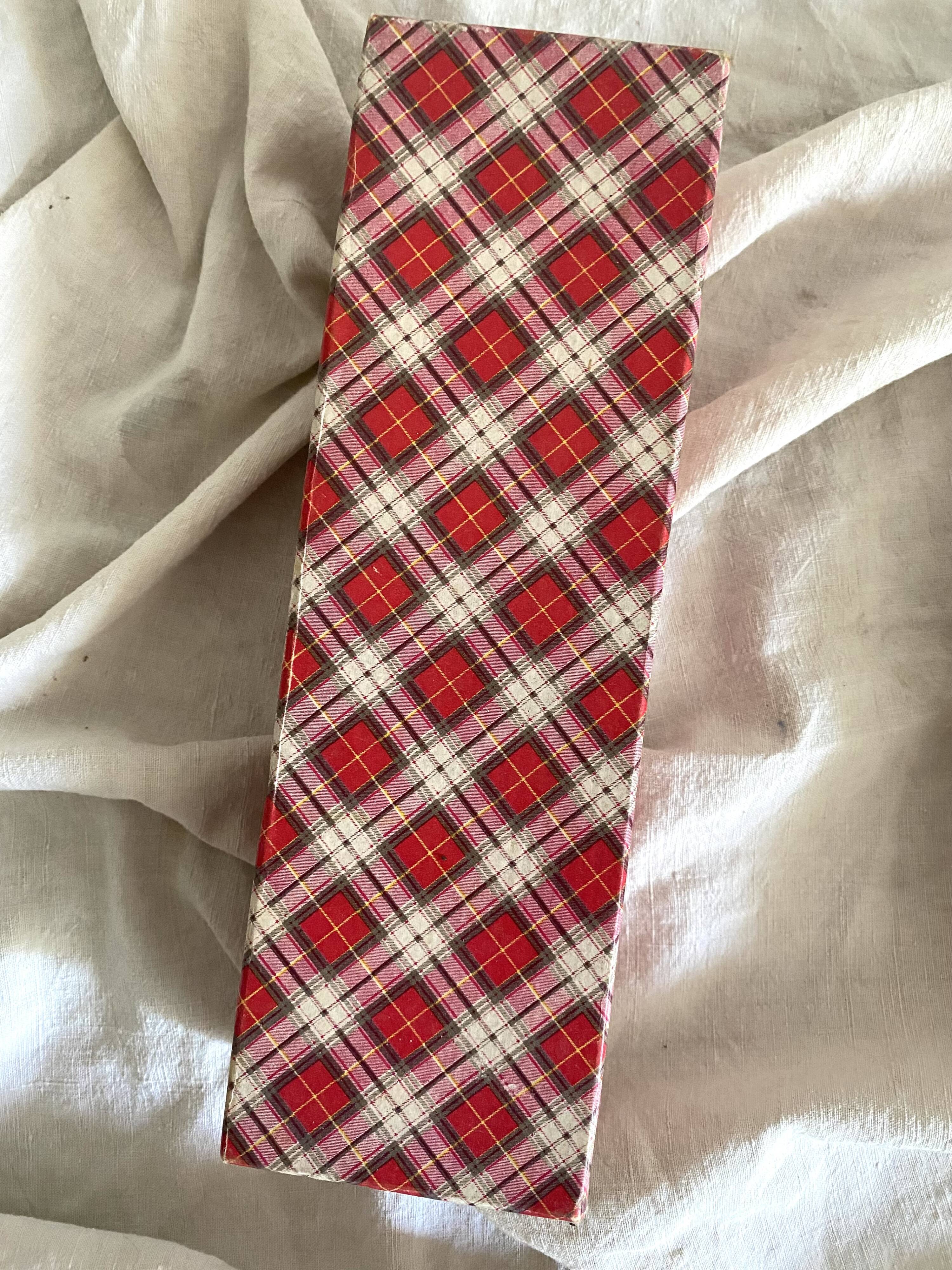 Vintage stainless steel knife holder