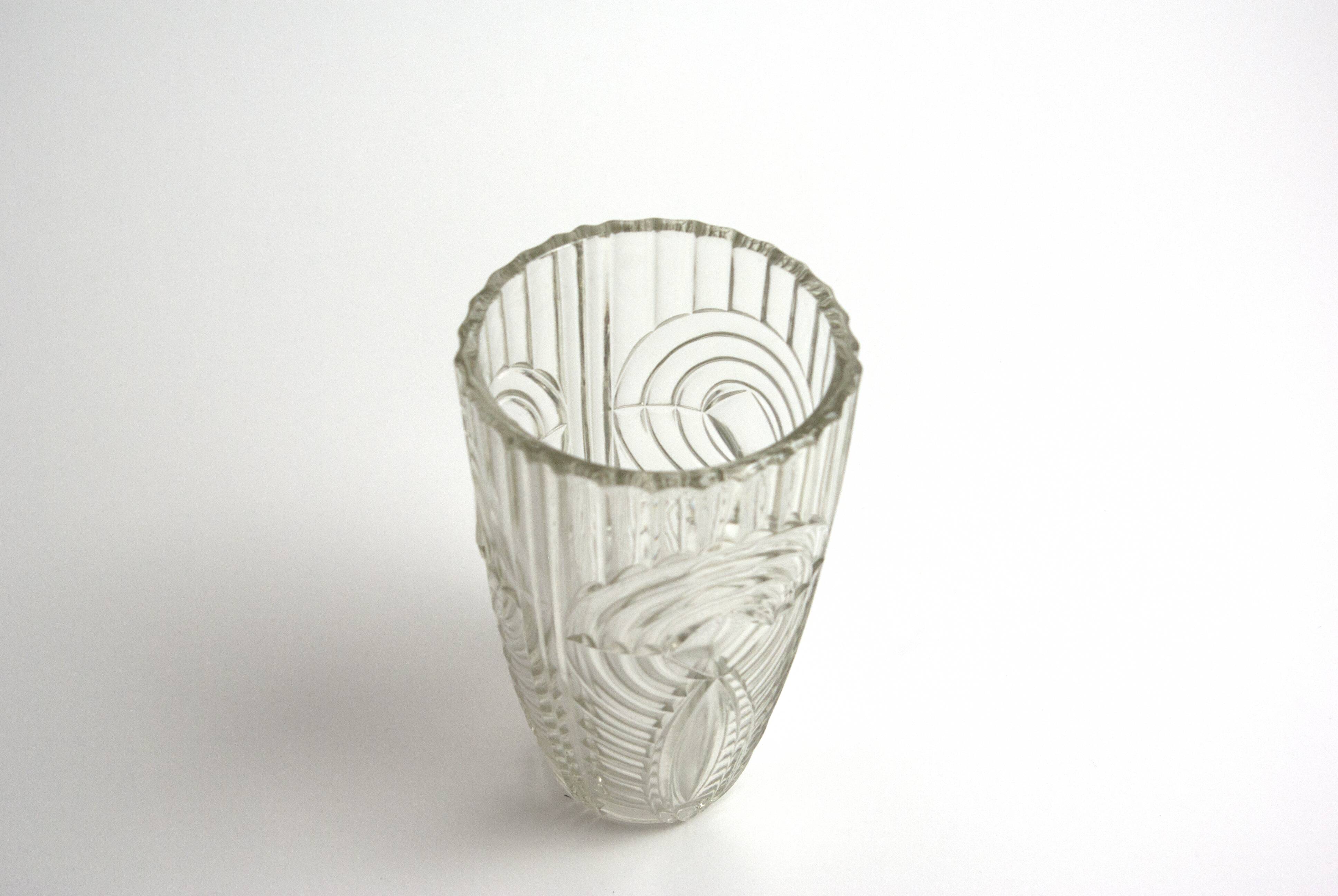 Vintage vase in carved glass with geometric motifs 70s