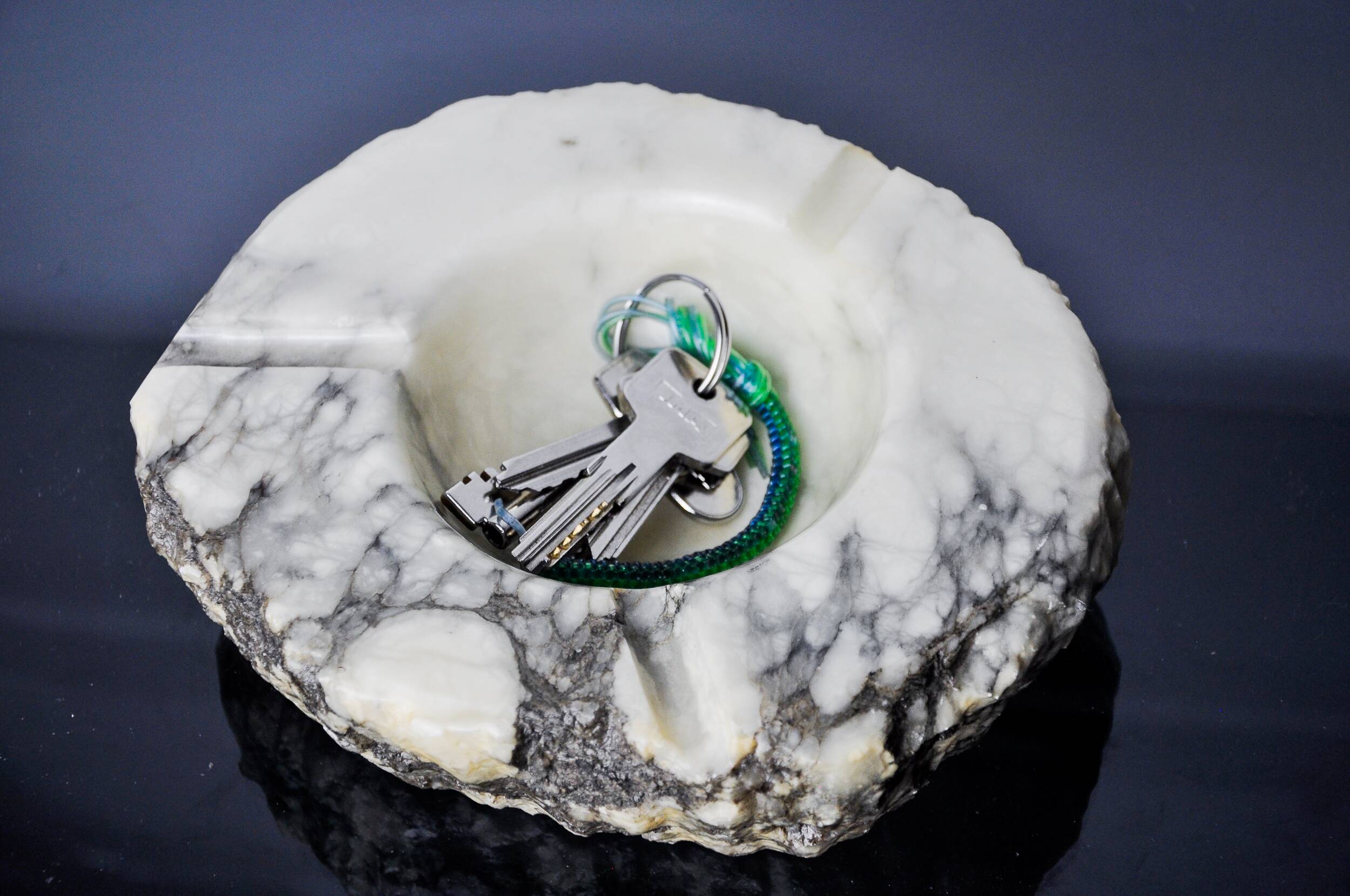 White alabaster ashtray by Romano Bianchi, Italy, 1970