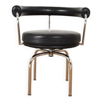 “LC 7” swivel armchair by designers Le Corbusier, Perriand and Jeanneret For Cassina,