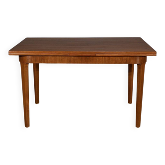 Scandinavian extendable teak table – 1960
