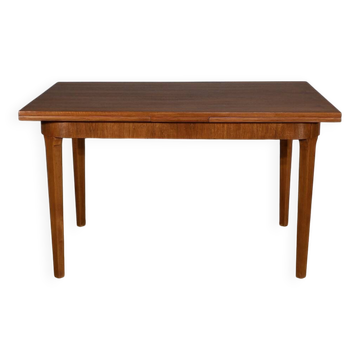 Scandinavian extendable teak table – 1960
