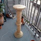 Colonne en albâtre