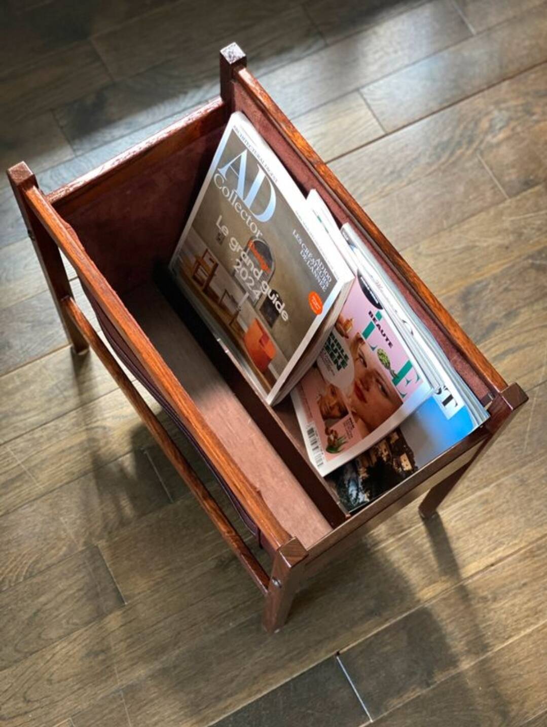 Scandinavian magazine rack/vinyl rack in Rio rosewood and leather by Torbjørn Afdal