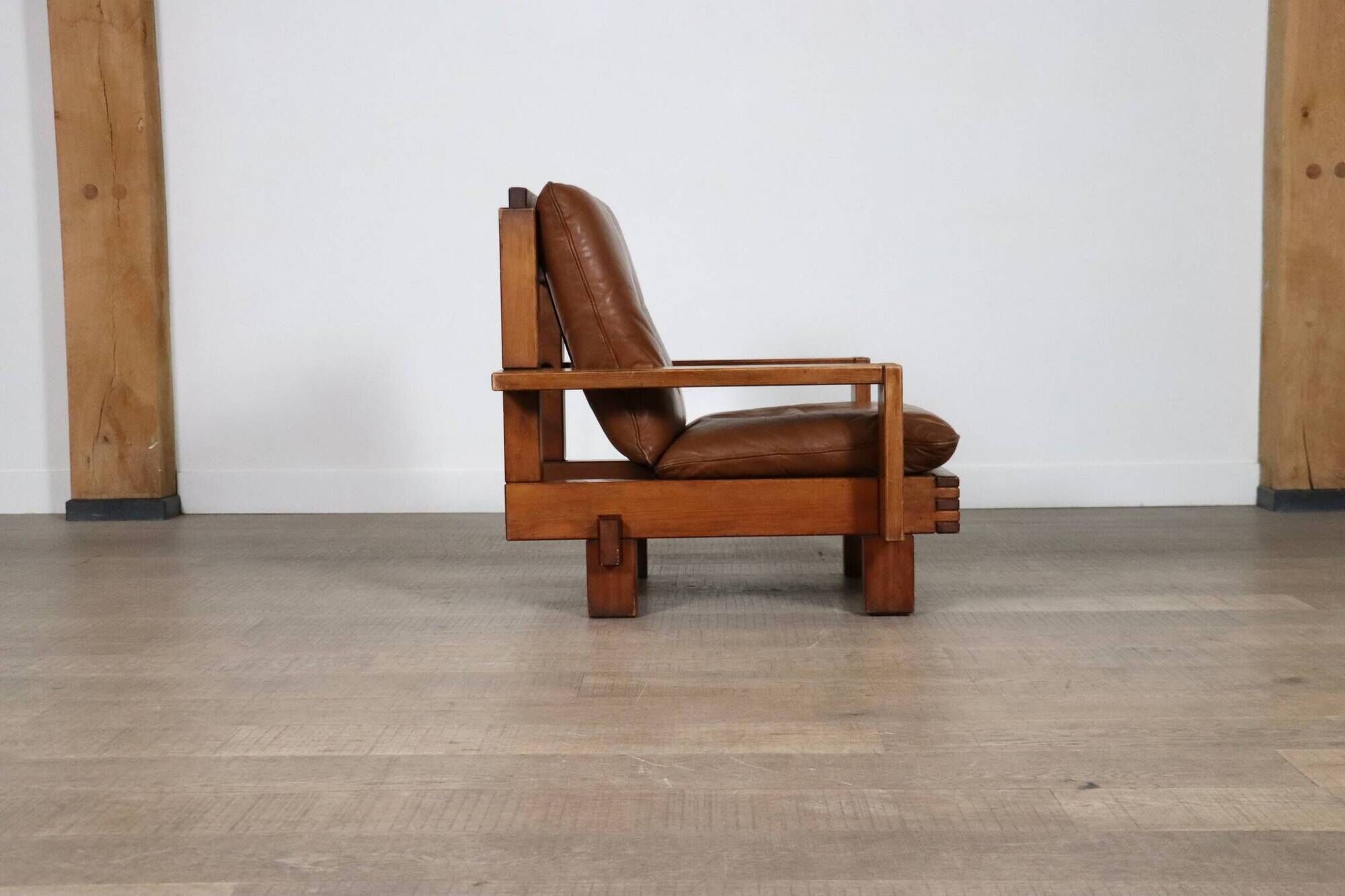 Midcentury Modern Brutalist Lounge Chair In Oak And Leather, Italy 1970s