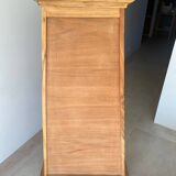 Pyramidal chest of drawers