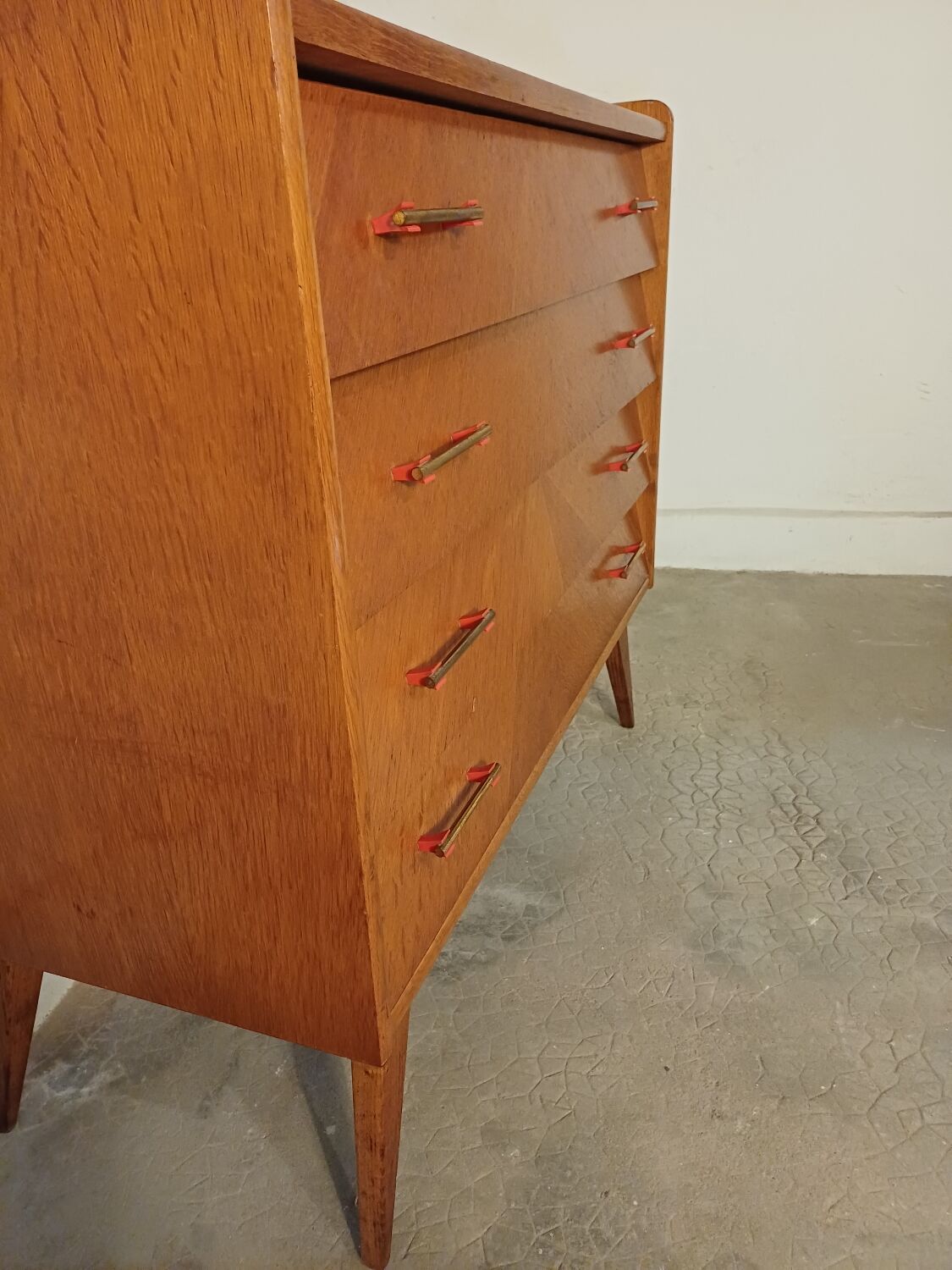 Vintage chest of drawers