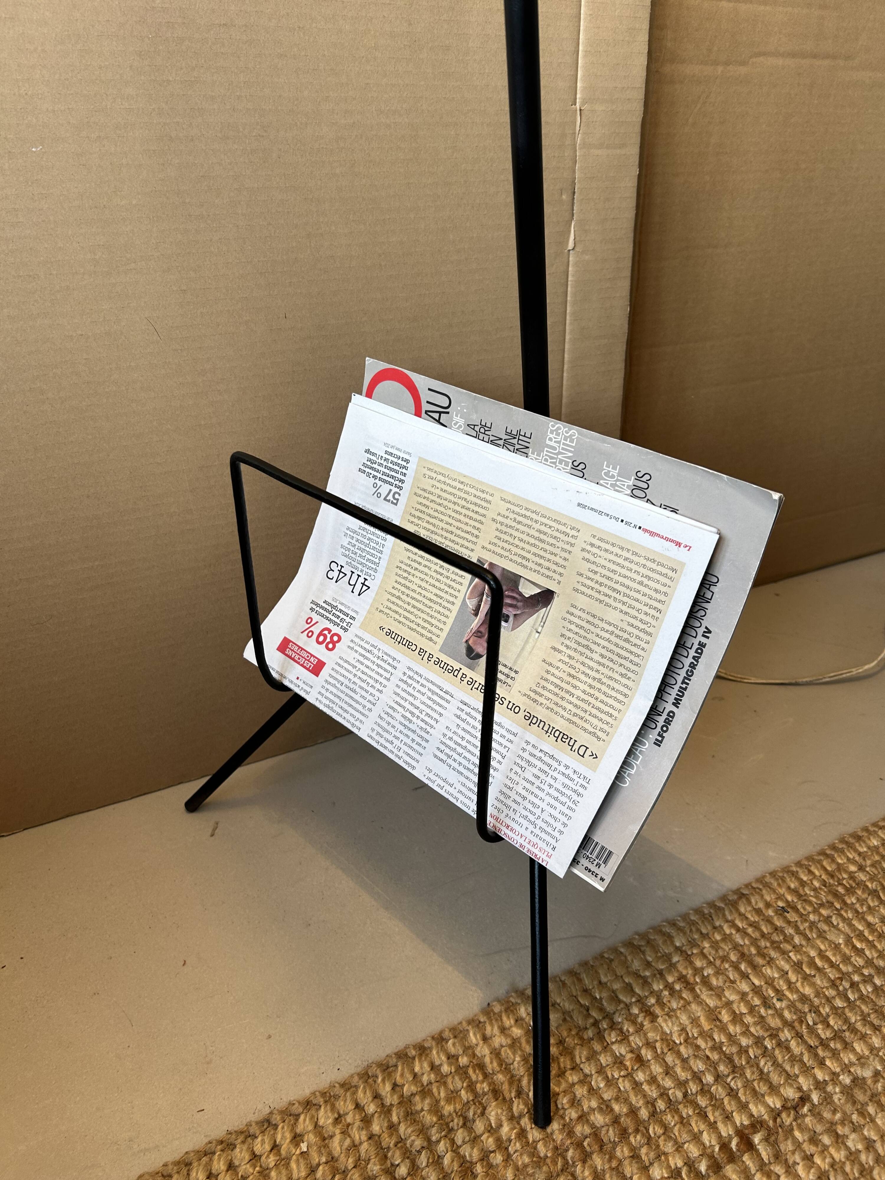 Lampadaire porte-revues années 50