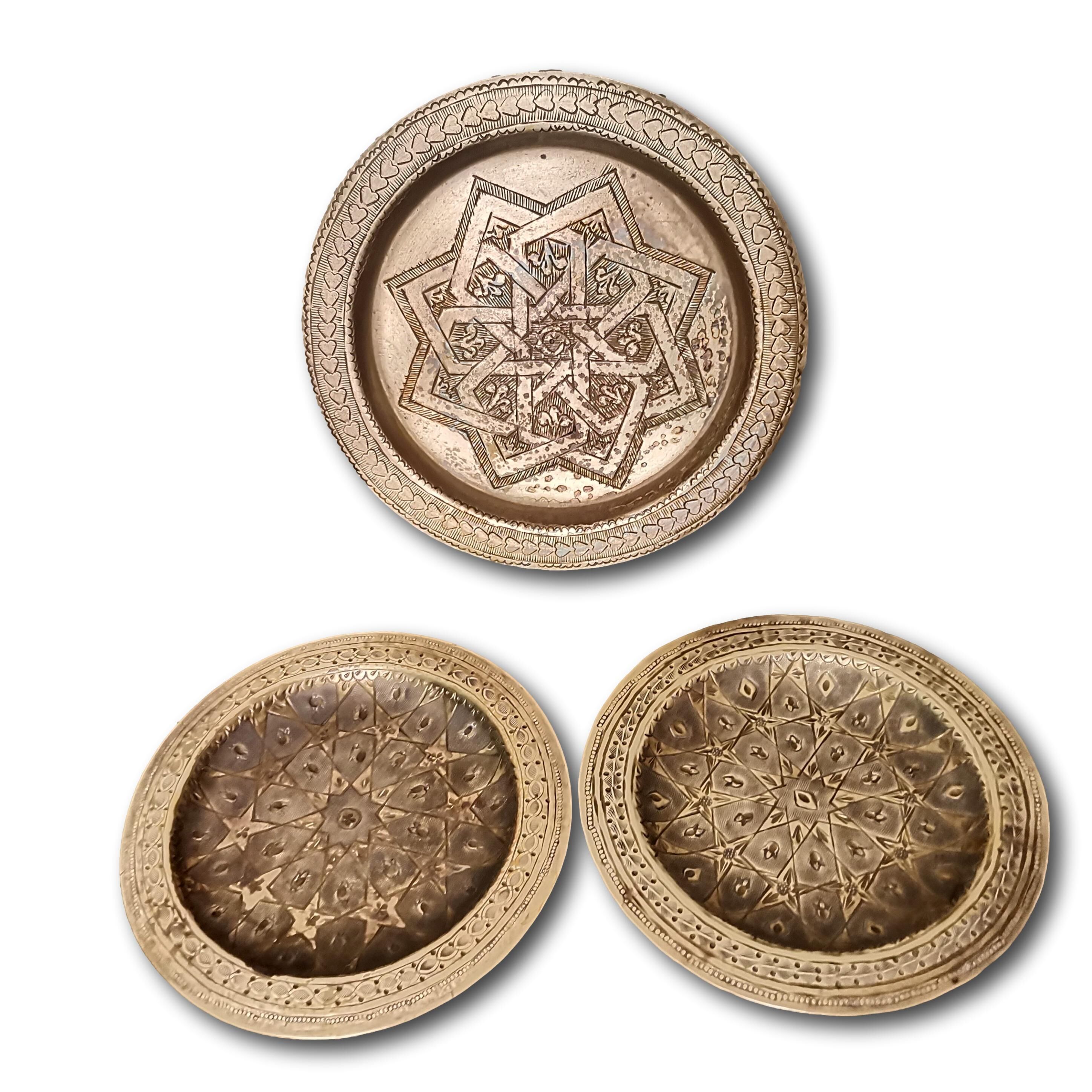 Set of 3 vintage moroccan brass decorative wall plates