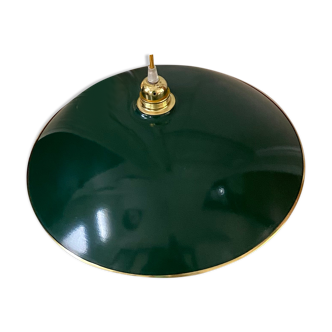 Green billiard suspension