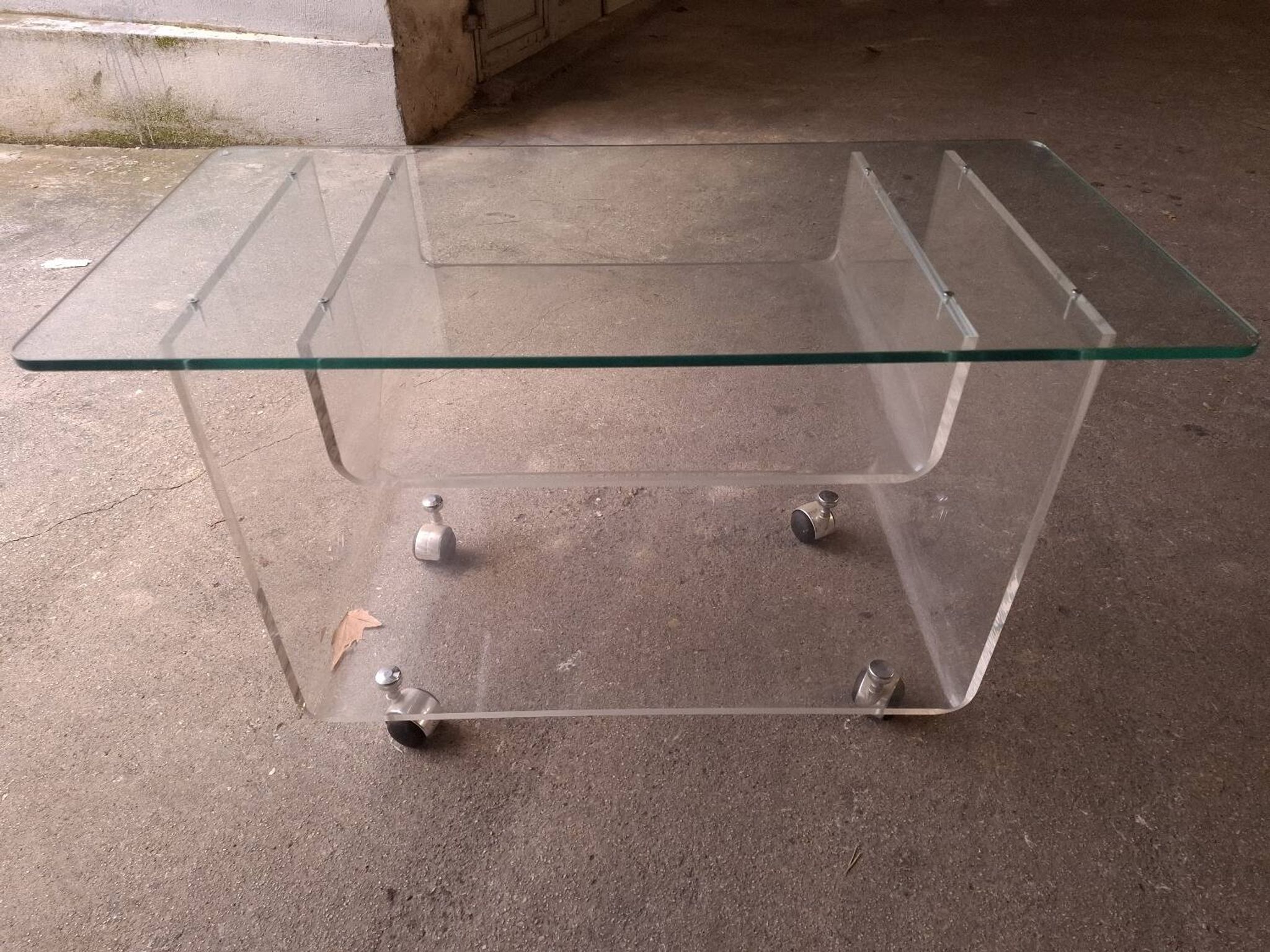 David Lange rolling table for Roche Bobois