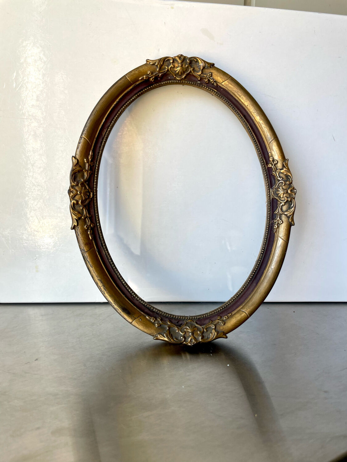 Antique Wooden gilded colored Oval  Picture Frame with glass