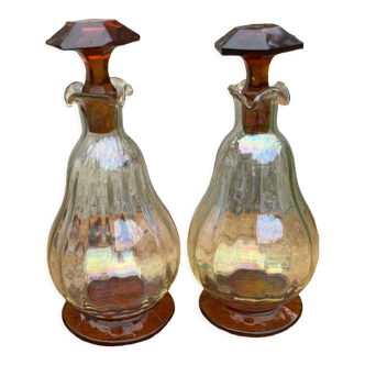 2 carafes bouchon et socle ambre vintage