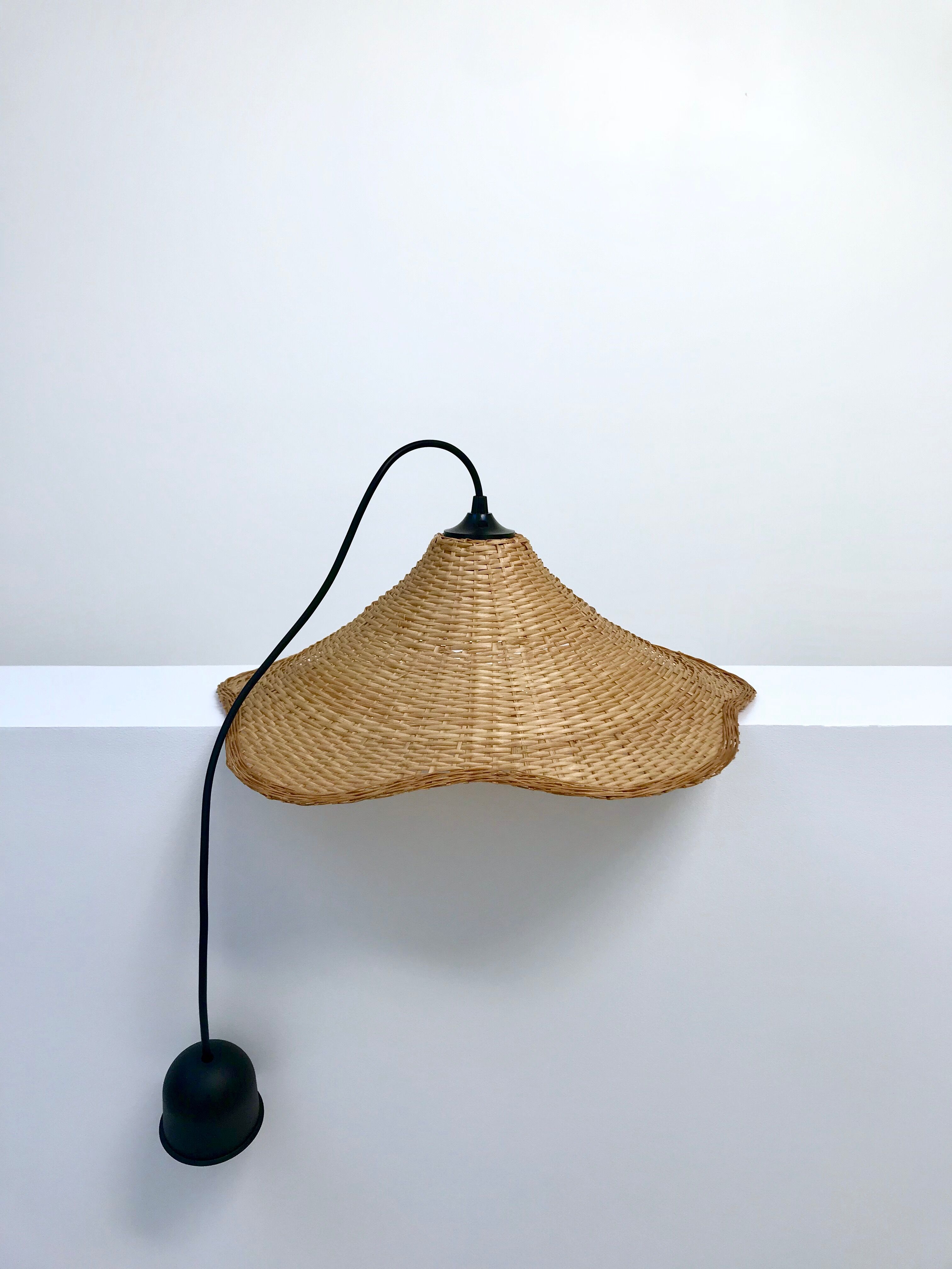 Rattan hanging lamp
