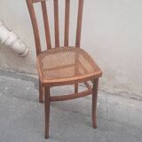Chaise bistrot en bois et cannage
