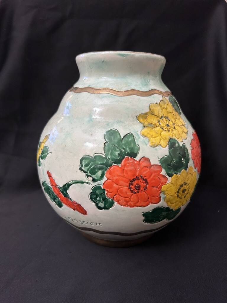 Art Nouveau spherical vase signed Jérôme Massier - Vallauris (Early 20th century)