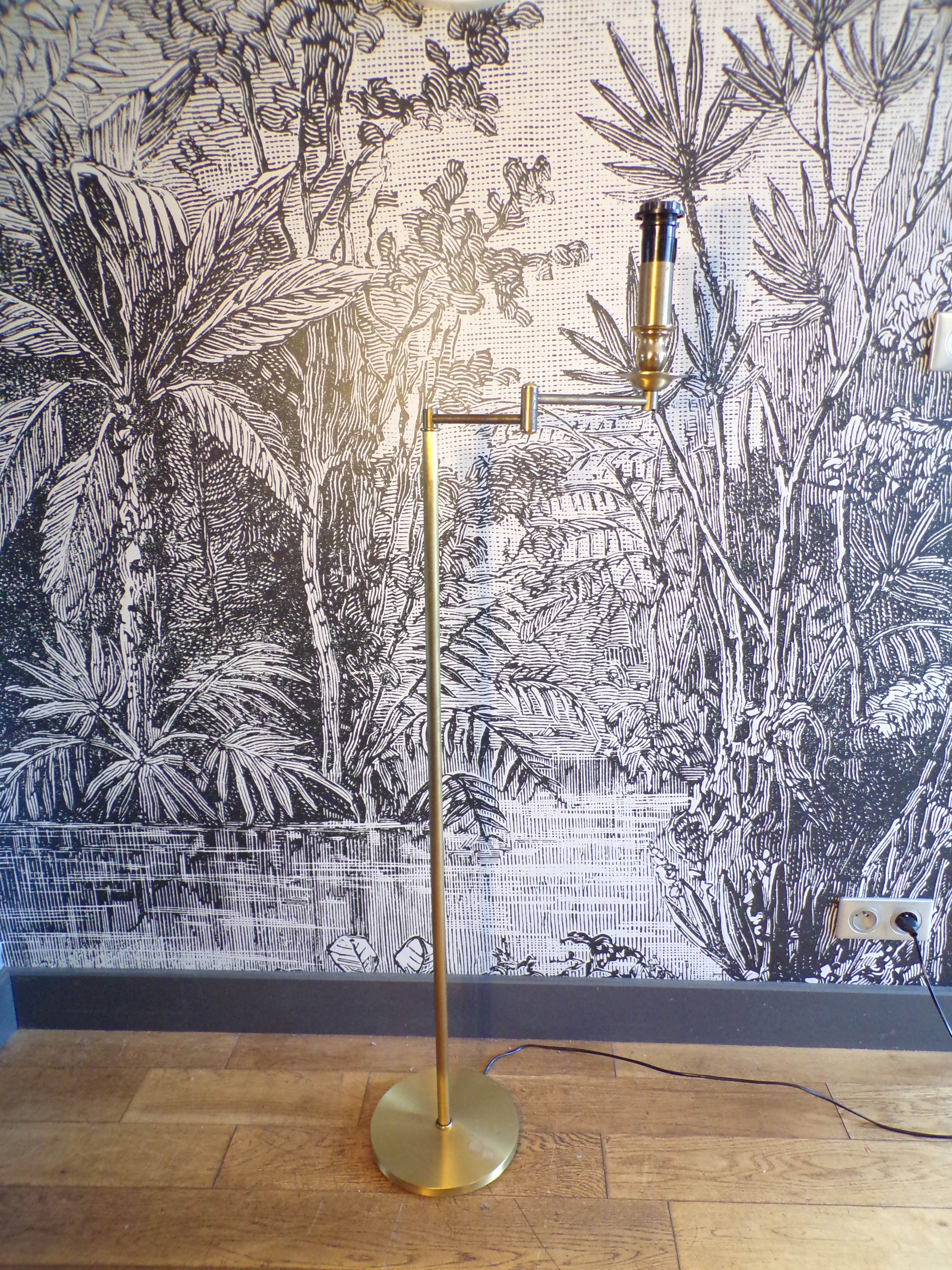 Vintage e-reader floor lamp