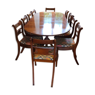 Ensemble table et chaises