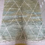 Tapis berbère Béni Ouarain vert à losanges blancs