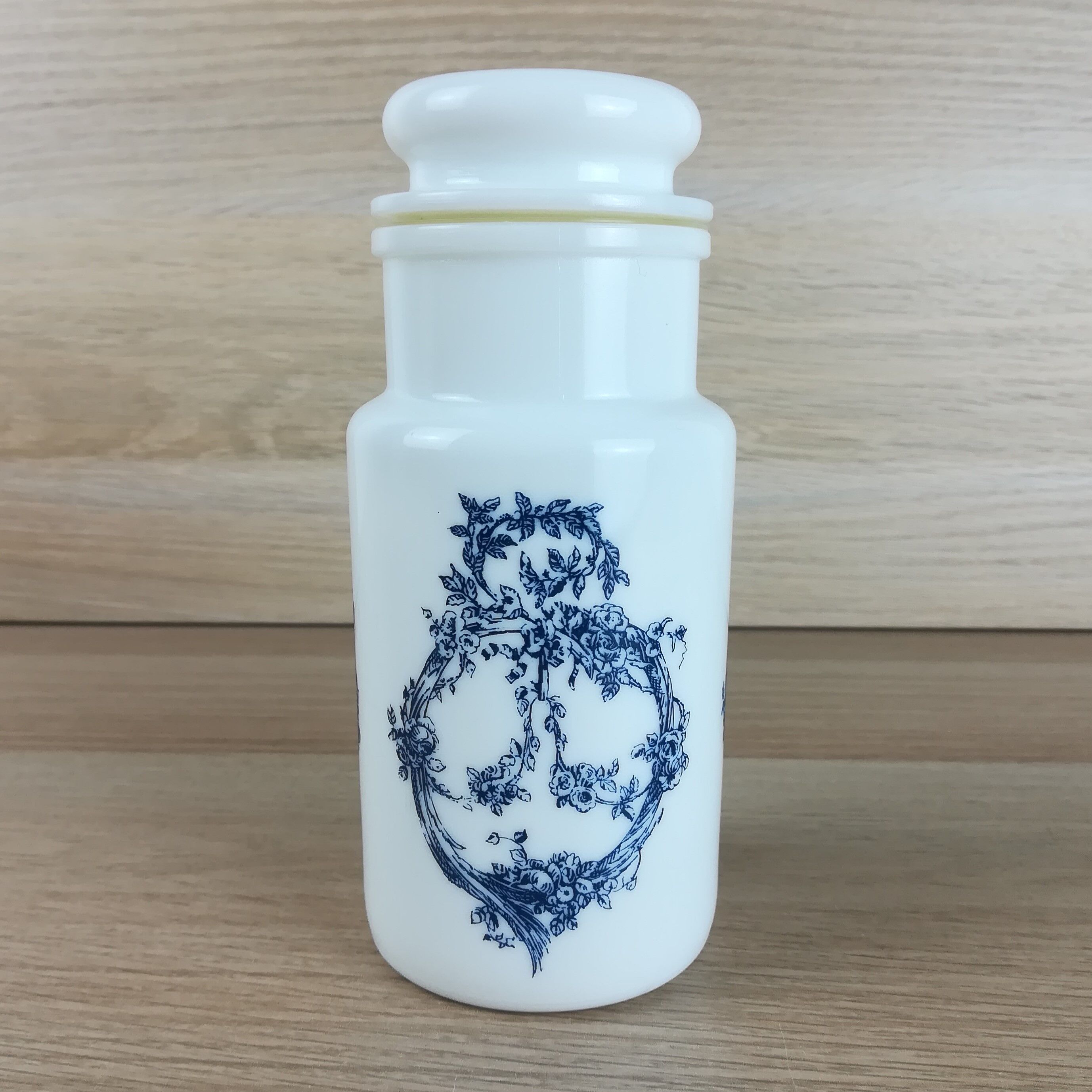 Apothecary pot in opaline h=18cm